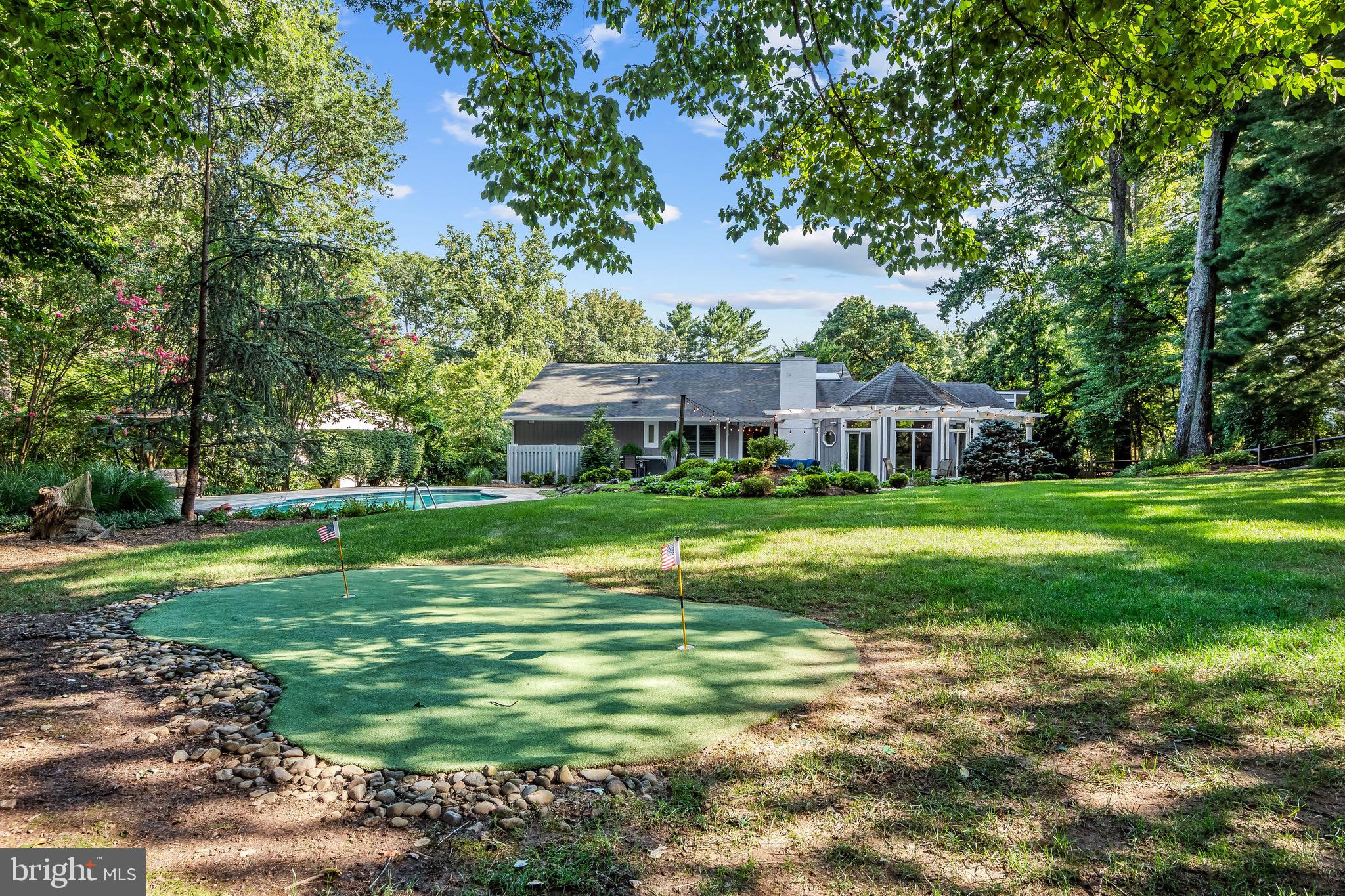 LEXINGTON ESTATES - Residential