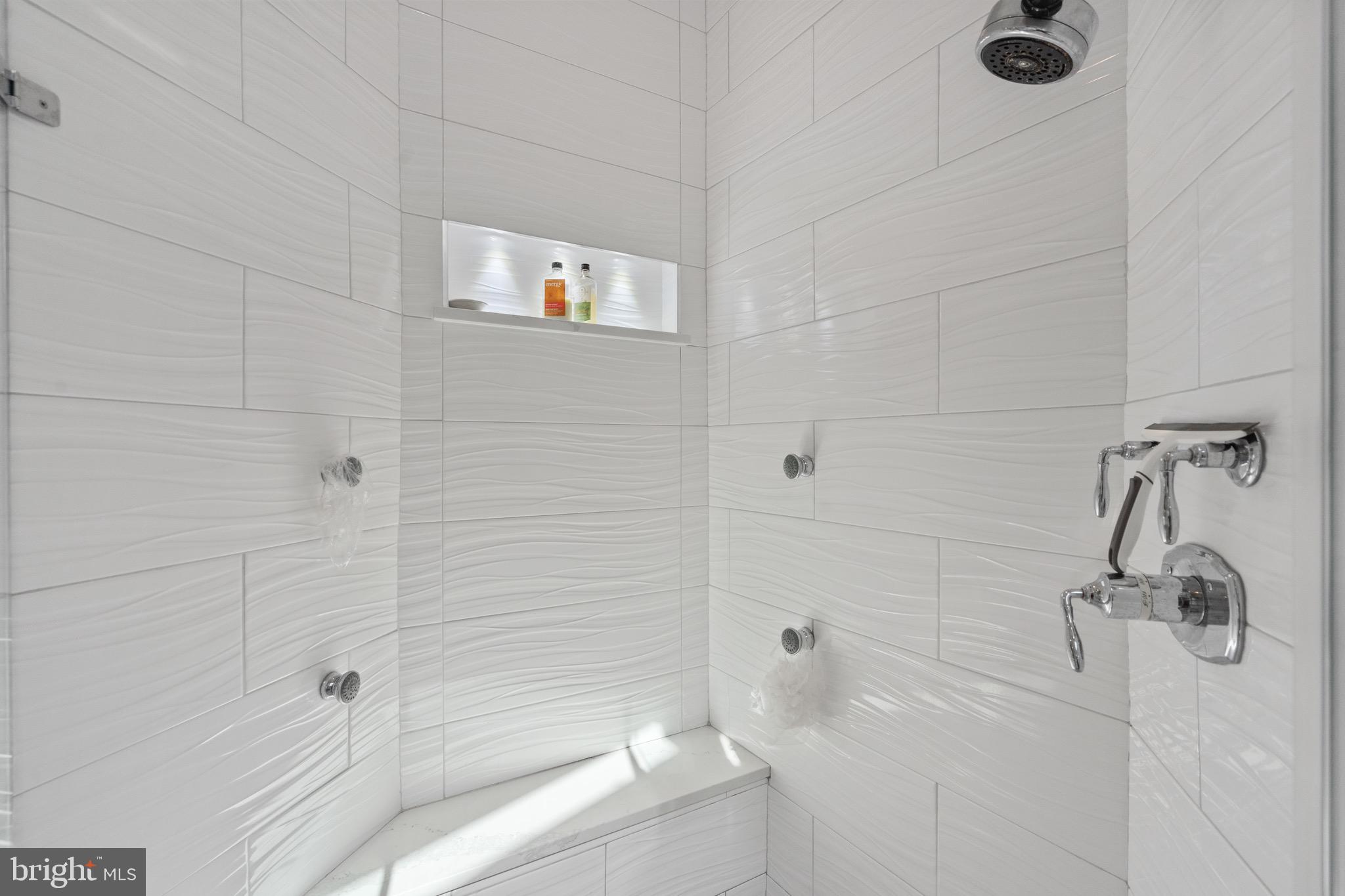 LEXINGTON ESTATES - Residential