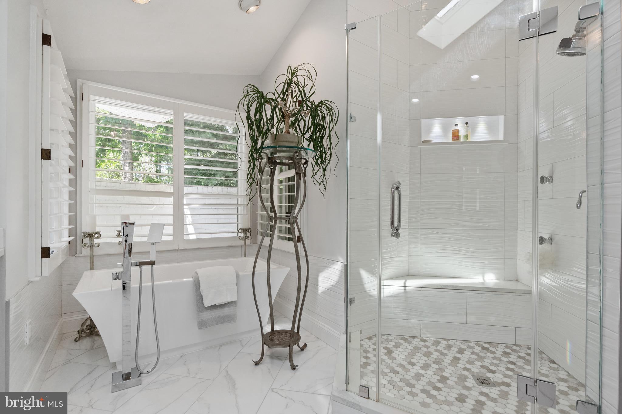 LEXINGTON ESTATES - Residential