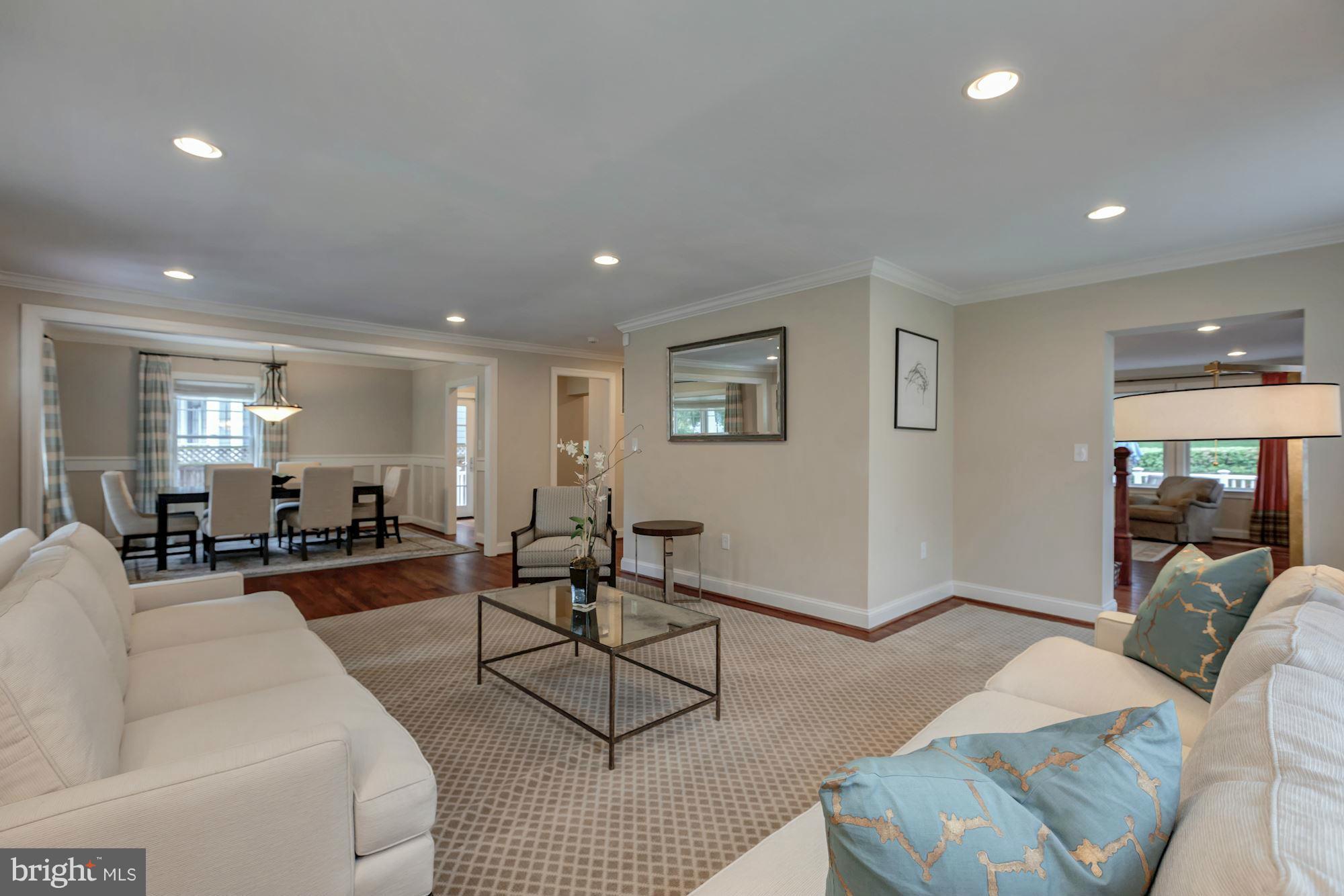 KENSINGTON ESTATES - Residential