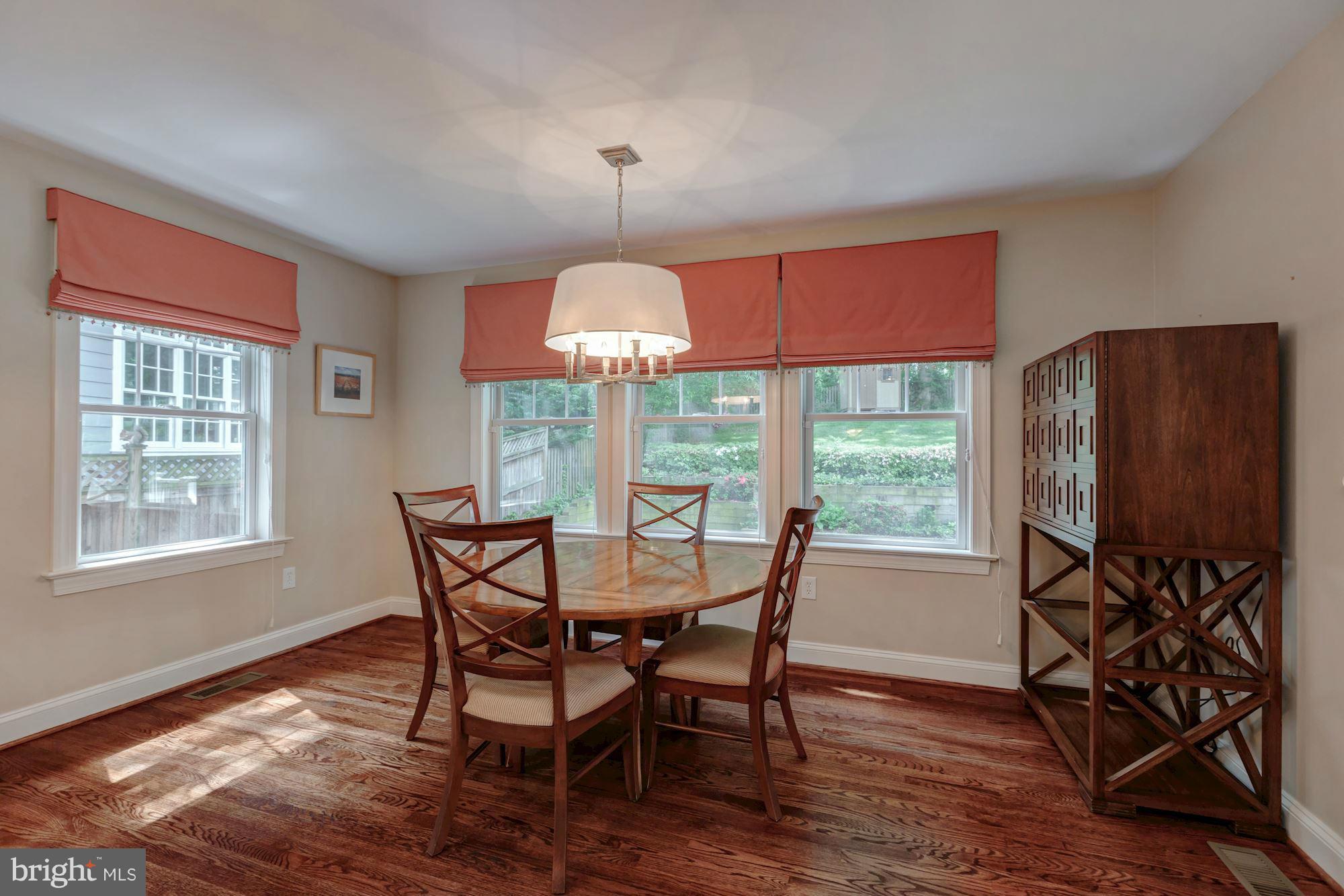 KENSINGTON ESTATES - Residential