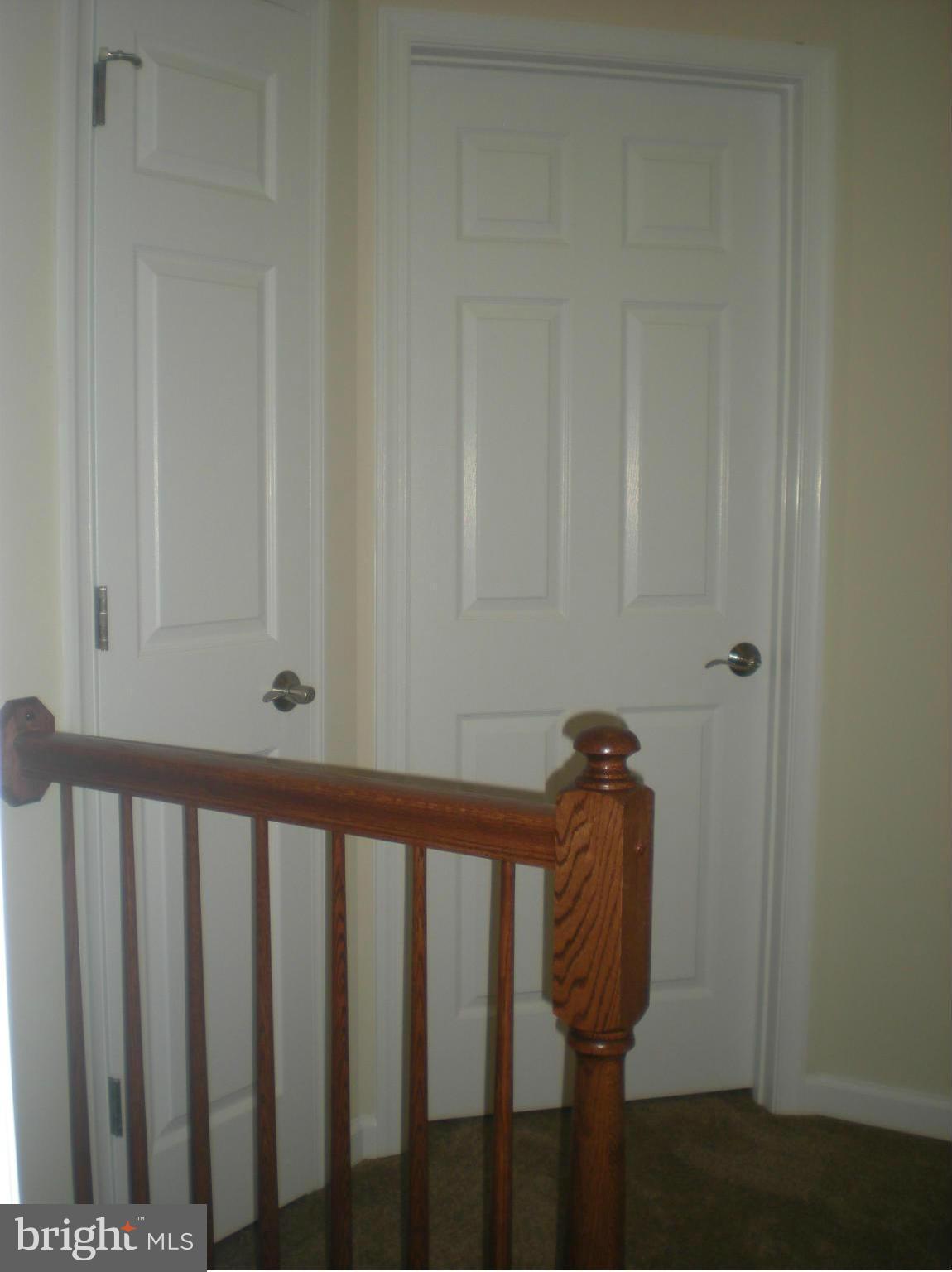 BARNETT AVENUE TOWNHOMES - Residential Lease