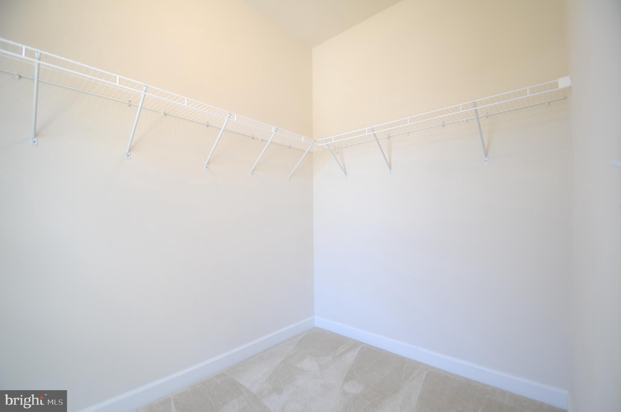 RIDGEWOOD - Residential