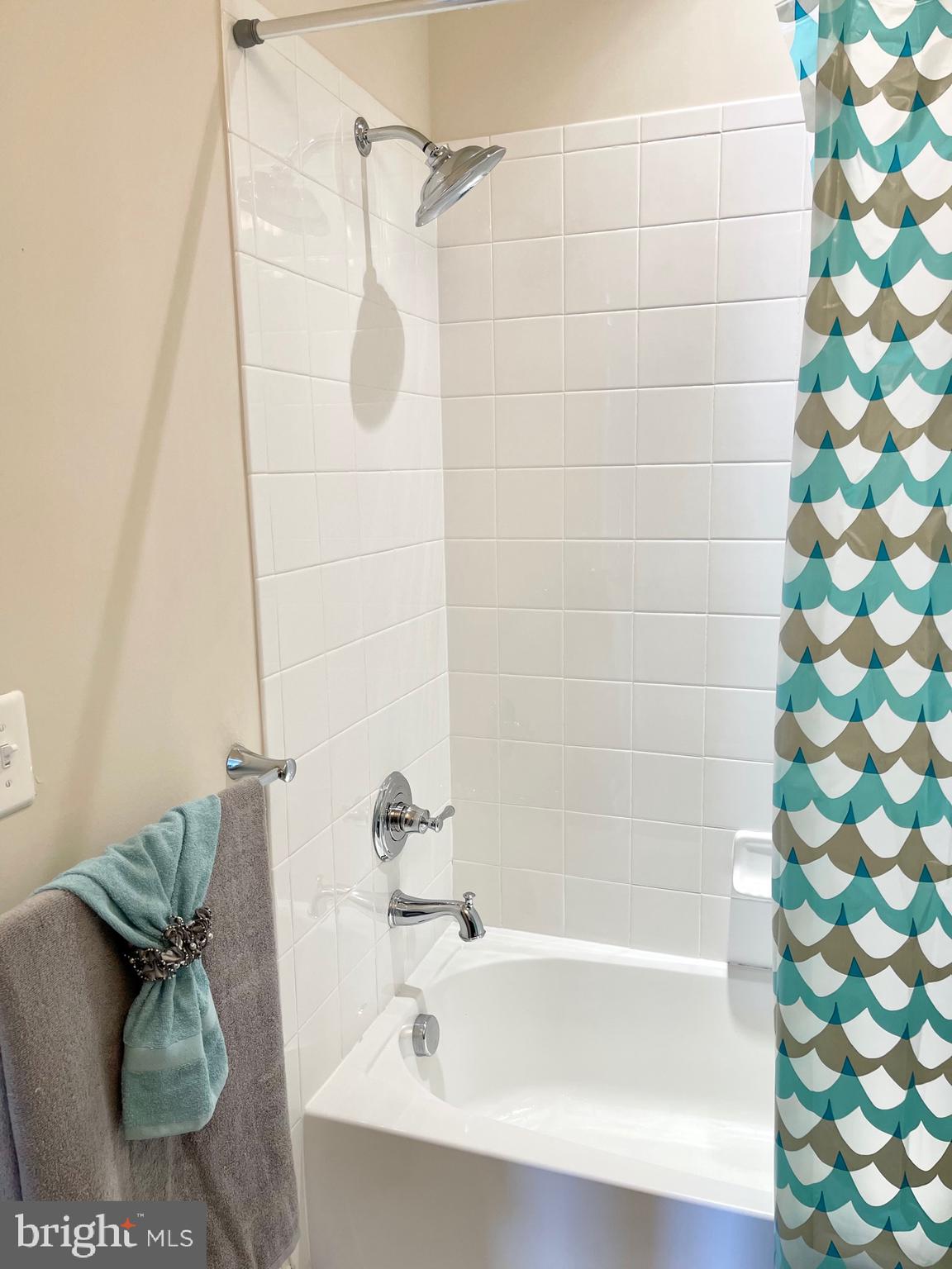 RIDGEWOOD - Residential