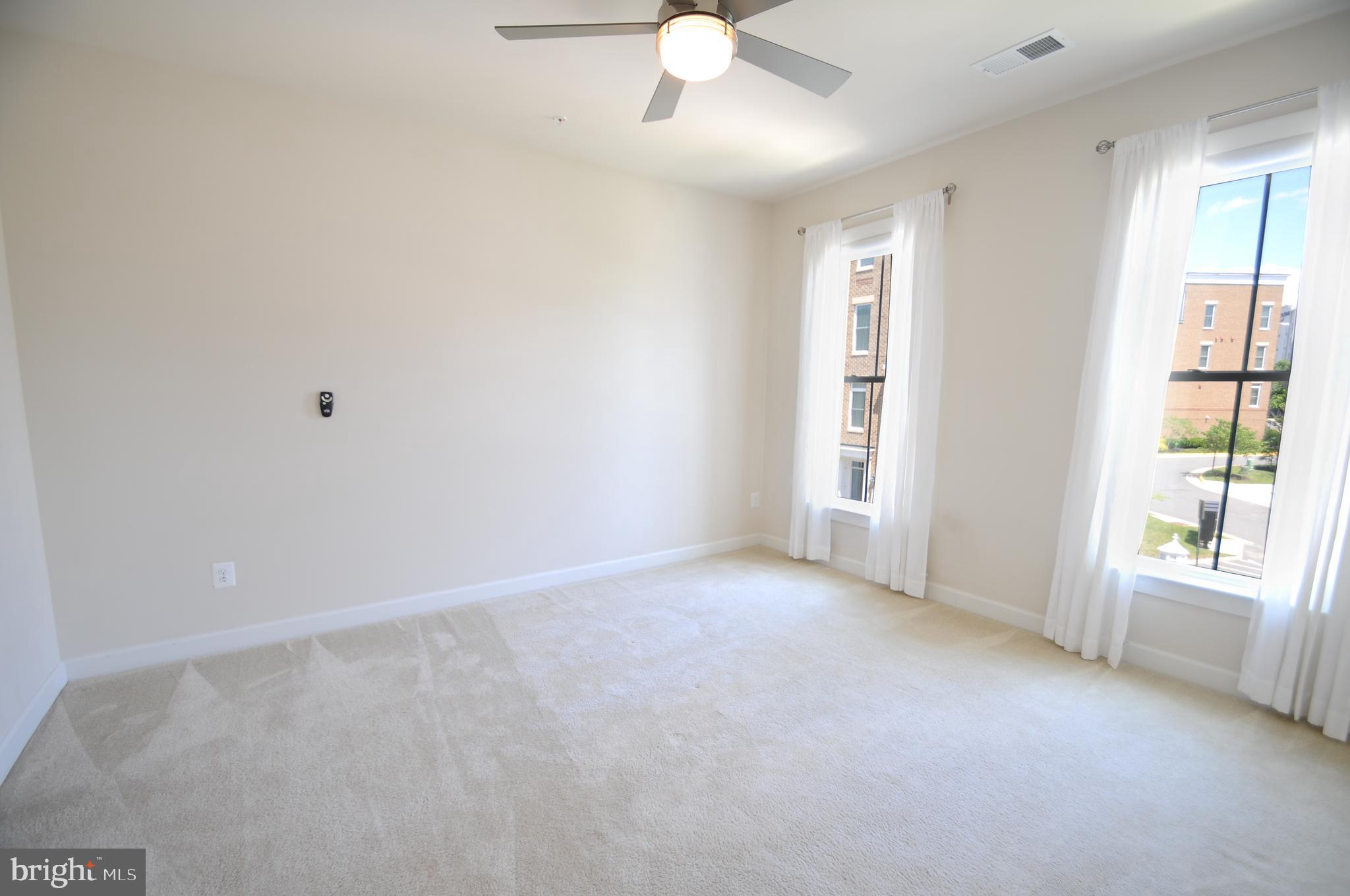 RIDGEWOOD - Residential