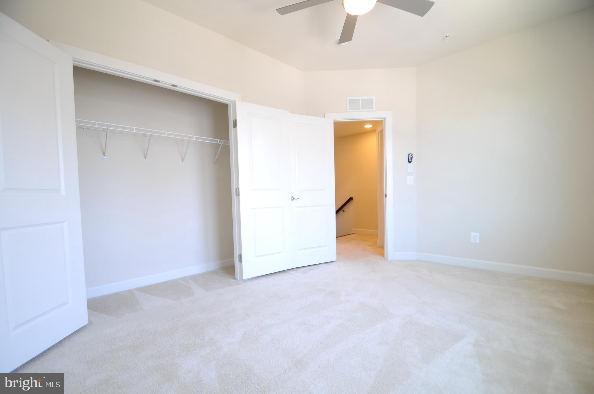 RIDGEWOOD - Residential