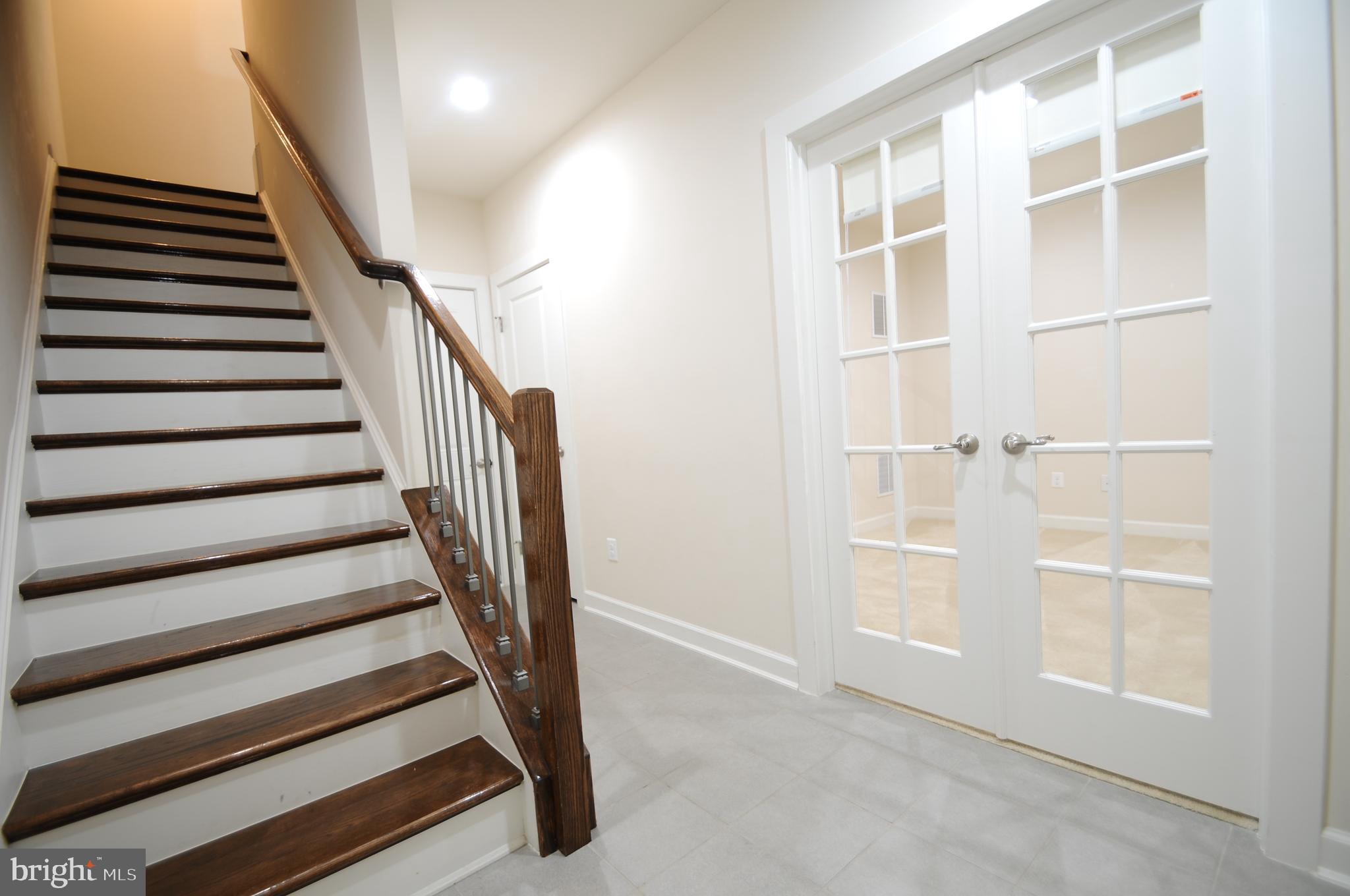 RIDGEWOOD - Residential