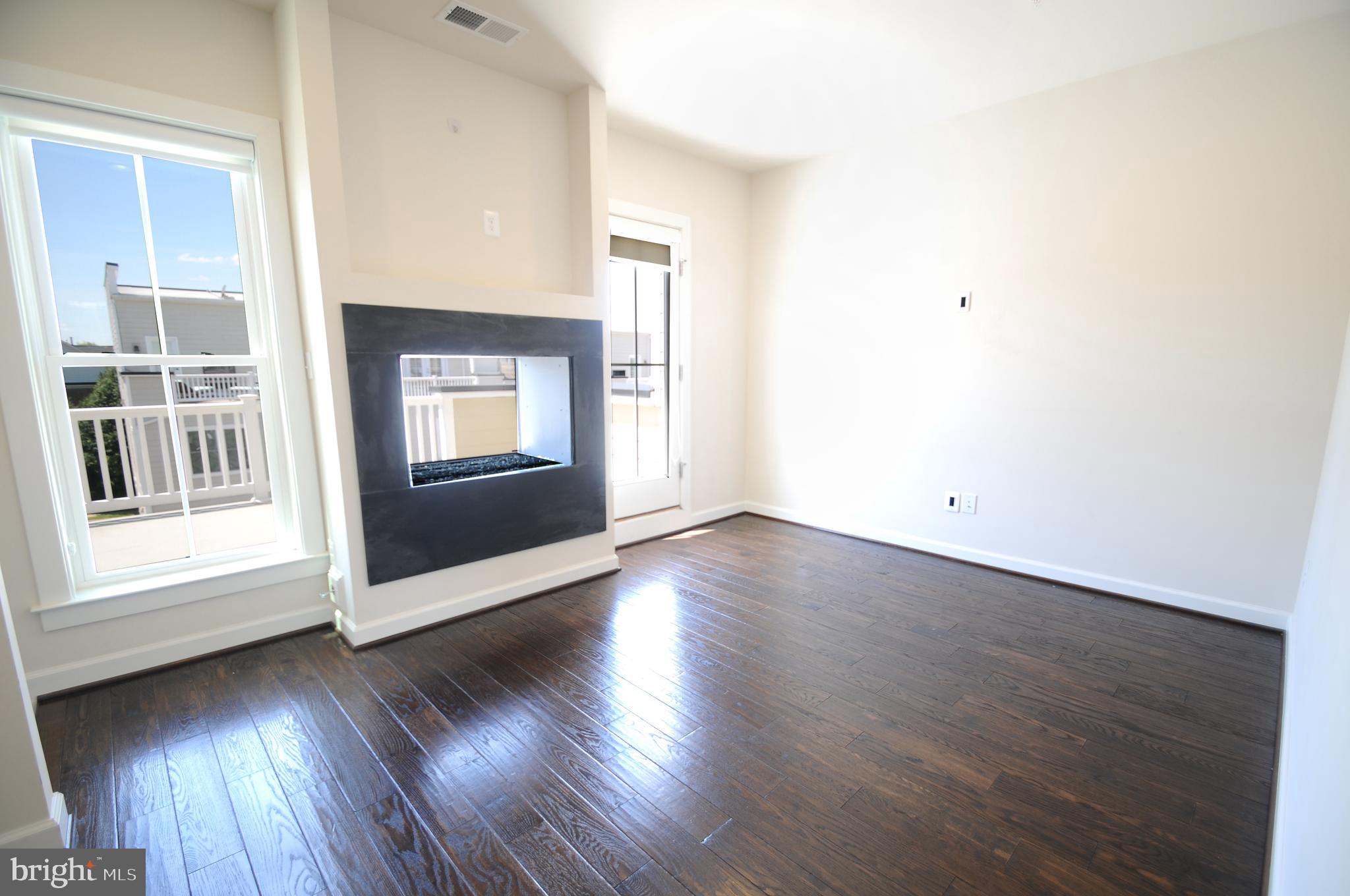 RIDGEWOOD - Residential