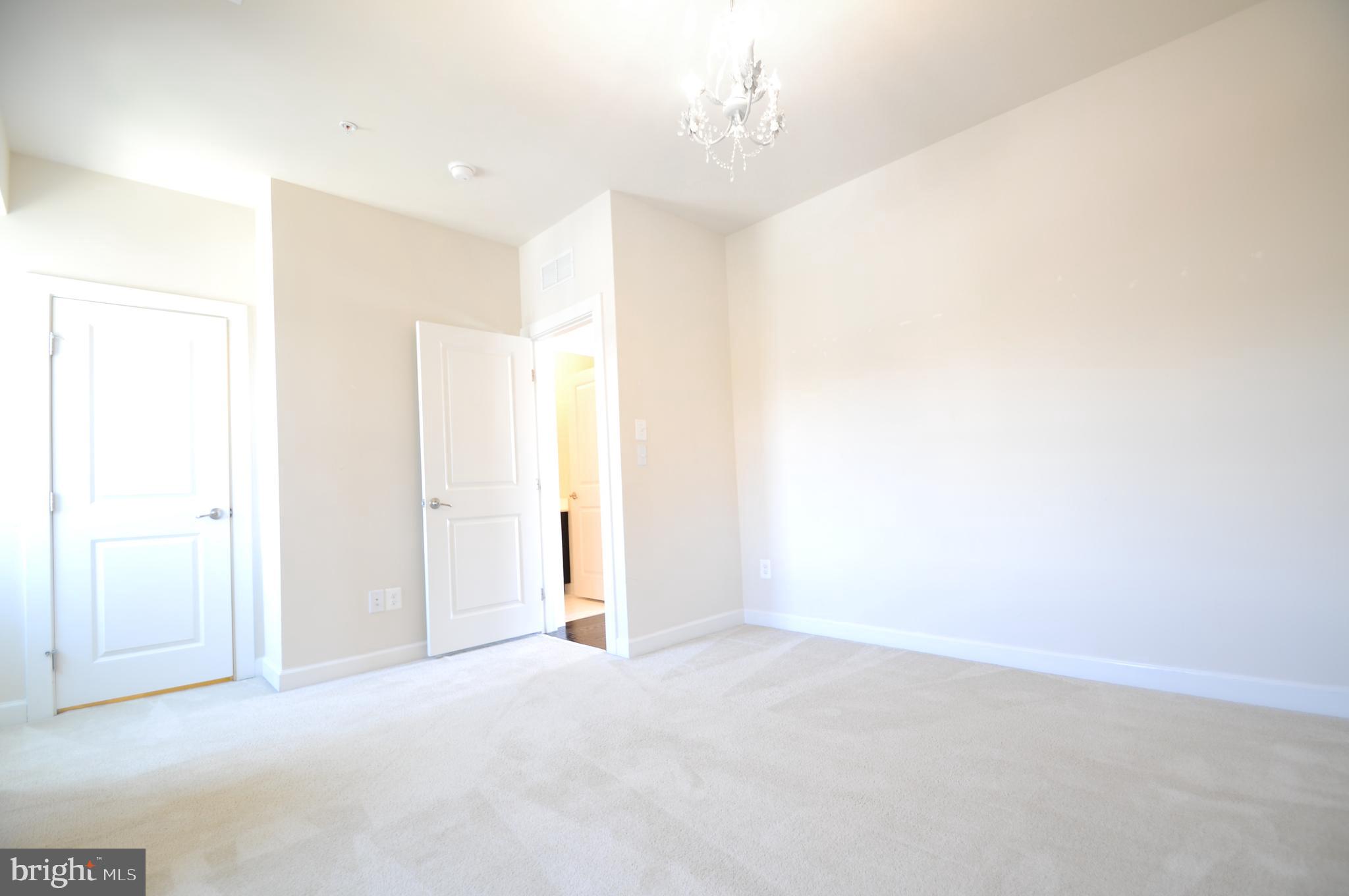 RIDGEWOOD - Residential