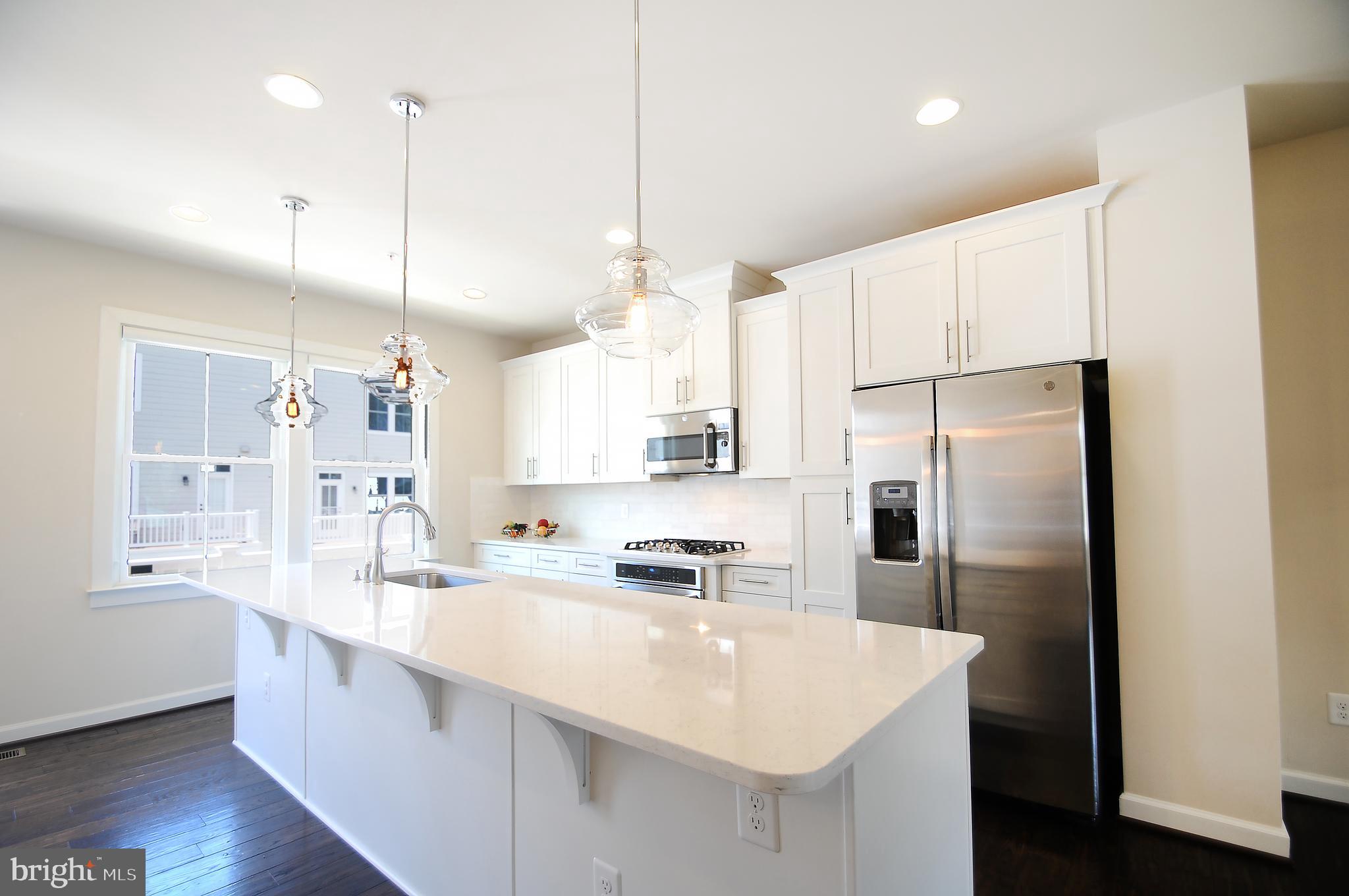 RIDGEWOOD - Residential