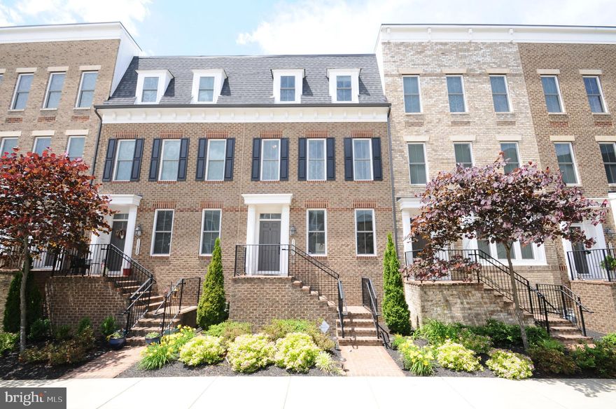 Offers due on Sunday (6/6/2021)  at 7 PM.  Highest and Best only. Exquisite Move-In Ready 4-Level Contemporary Townhome with  Over $50K Top of the Line Upgrades. Stunning Kitchen with Oversized Island, Coarse Carrara Quartz Countertops and Stainless Steel Appliances.  Desirable Open Floor Plan is Perfect for Entertaining. It Features 3 Generous Sized Bedrooms + A Bonus Room in Lower Level which could be an Office/Media/Exercise Room and 3.5 Bath.  2-Car Attached Garage, The Top Level  Family Room with Two-Sided Gas Fireplace and  Rooftop Terrace Provide Another Entertaining Area for the Guests and Family Members. A Bedroom and A Full Bath on Top Level(Upper Level 2).  Property is Facing a Beautiful Common Garden Area with A Gazebo.  Enjoy Urban Style Living in the Heart of  Fairfax! Walking Distance to Wegmans, Fairfax Corner, Several Parks, Tennis Courts, Dining and Shopping.  Easy Commute to I-66, Rt 50, and Rt 29.  Pease Check Photos, Video and 3D Virtual Tour!   A Must See!