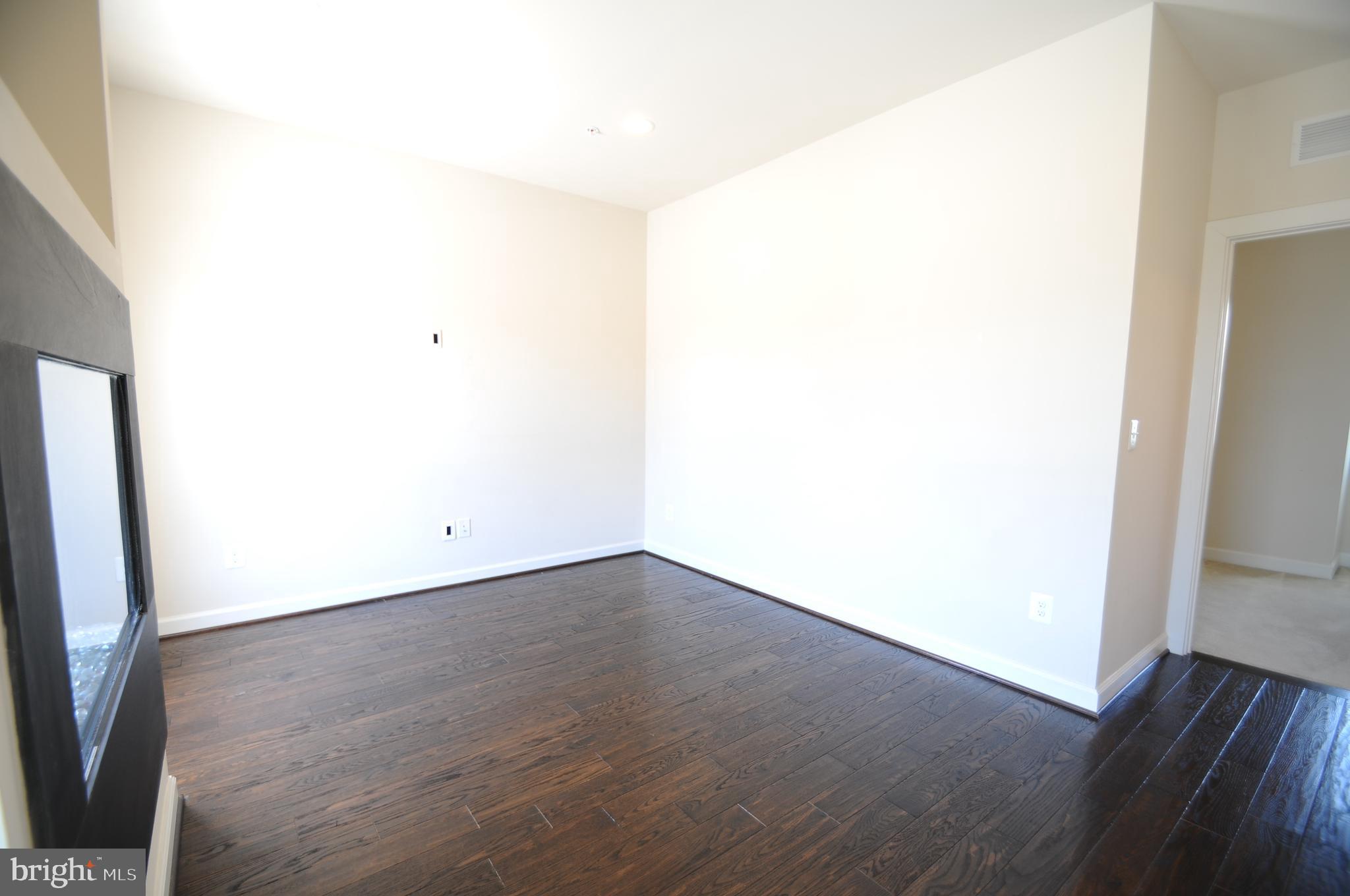 RIDGEWOOD - Residential