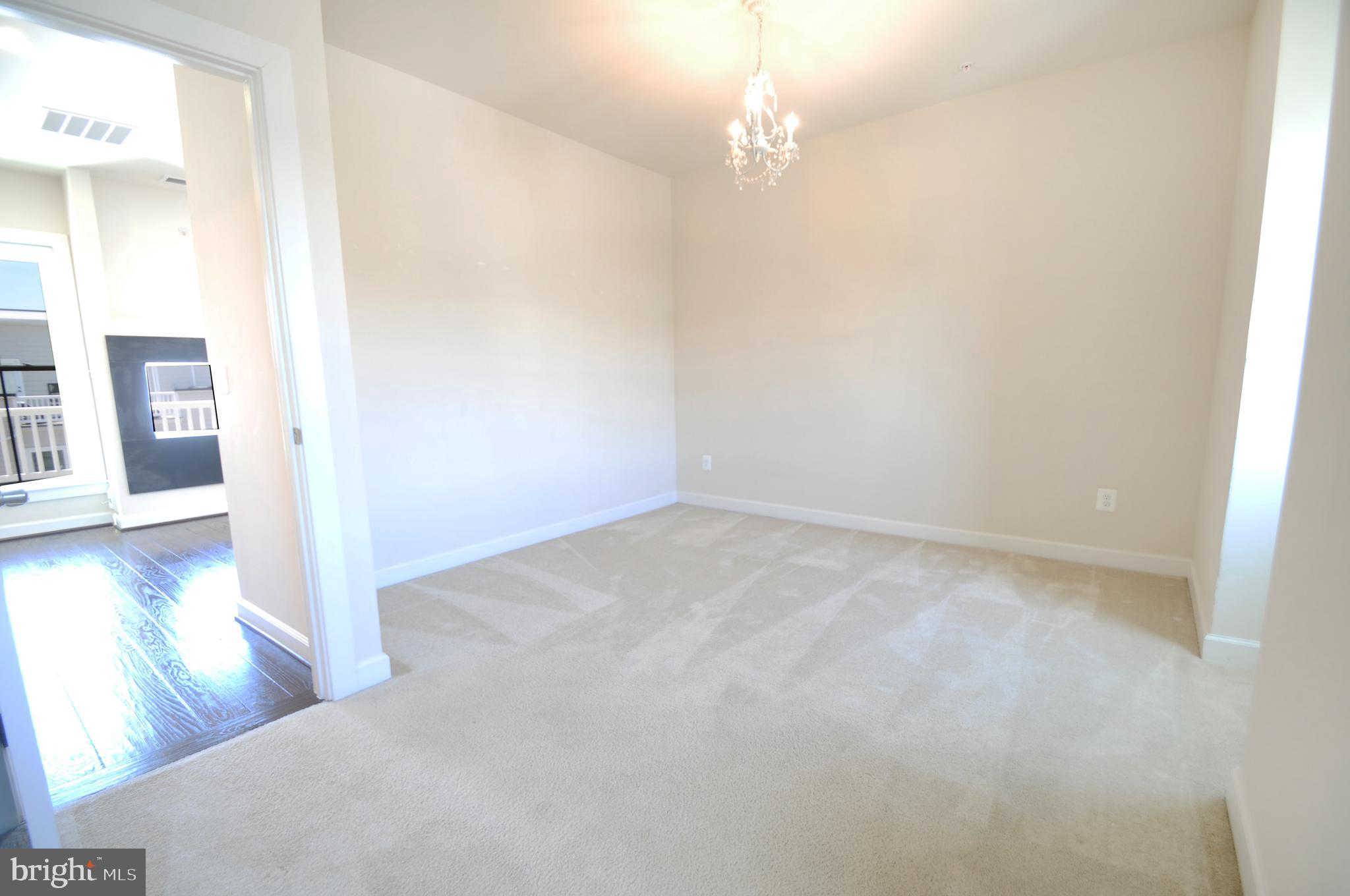 RIDGEWOOD - Residential