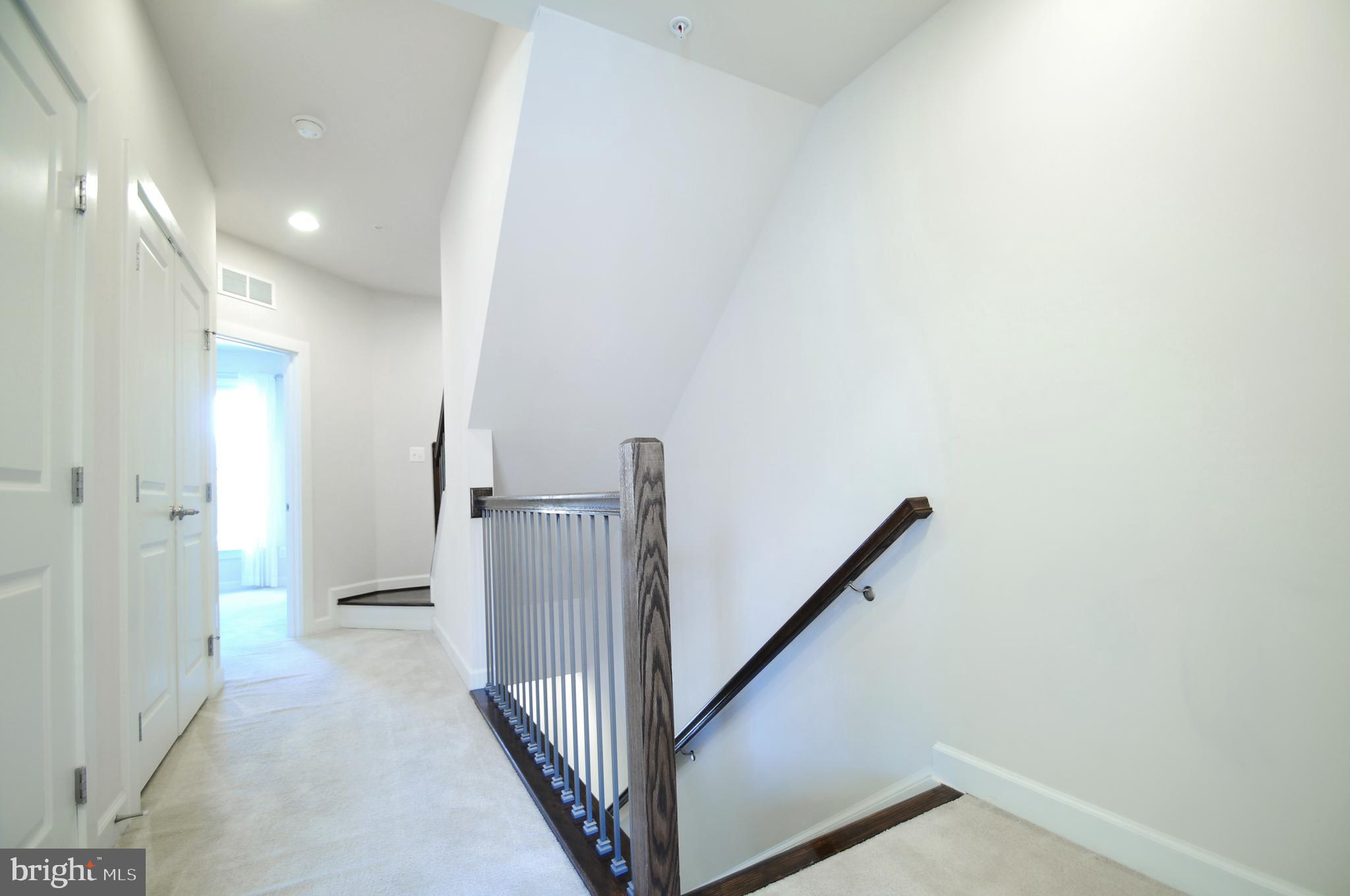 RIDGEWOOD - Residential