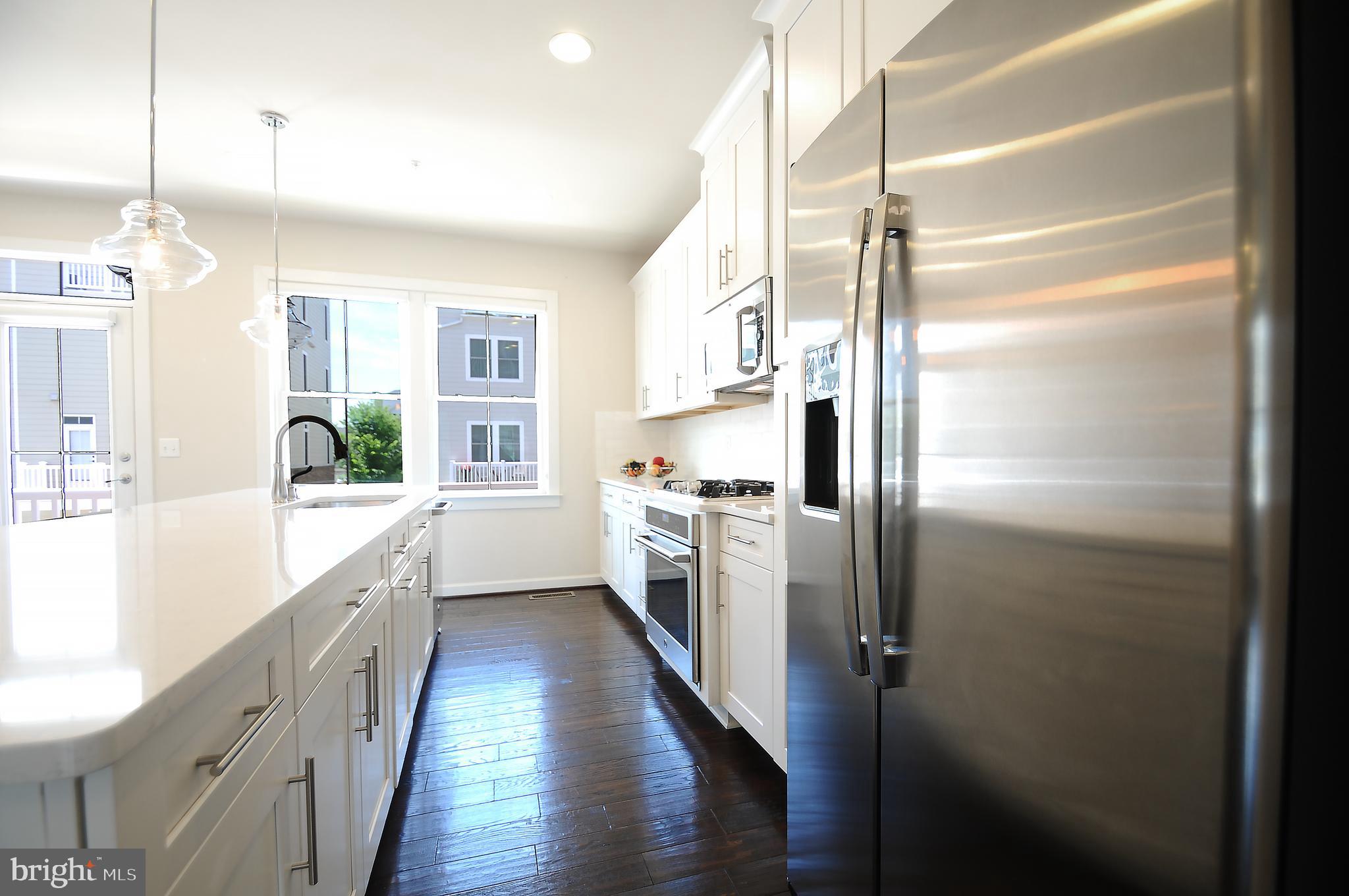 RIDGEWOOD - Residential