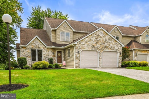 Condo For Sale - 2716 Fairway Drive #2716<br/> York County, New York, PA 17402