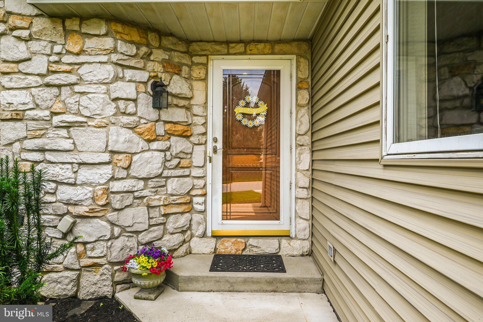 2716 FAIRWAY DRIVE 2716