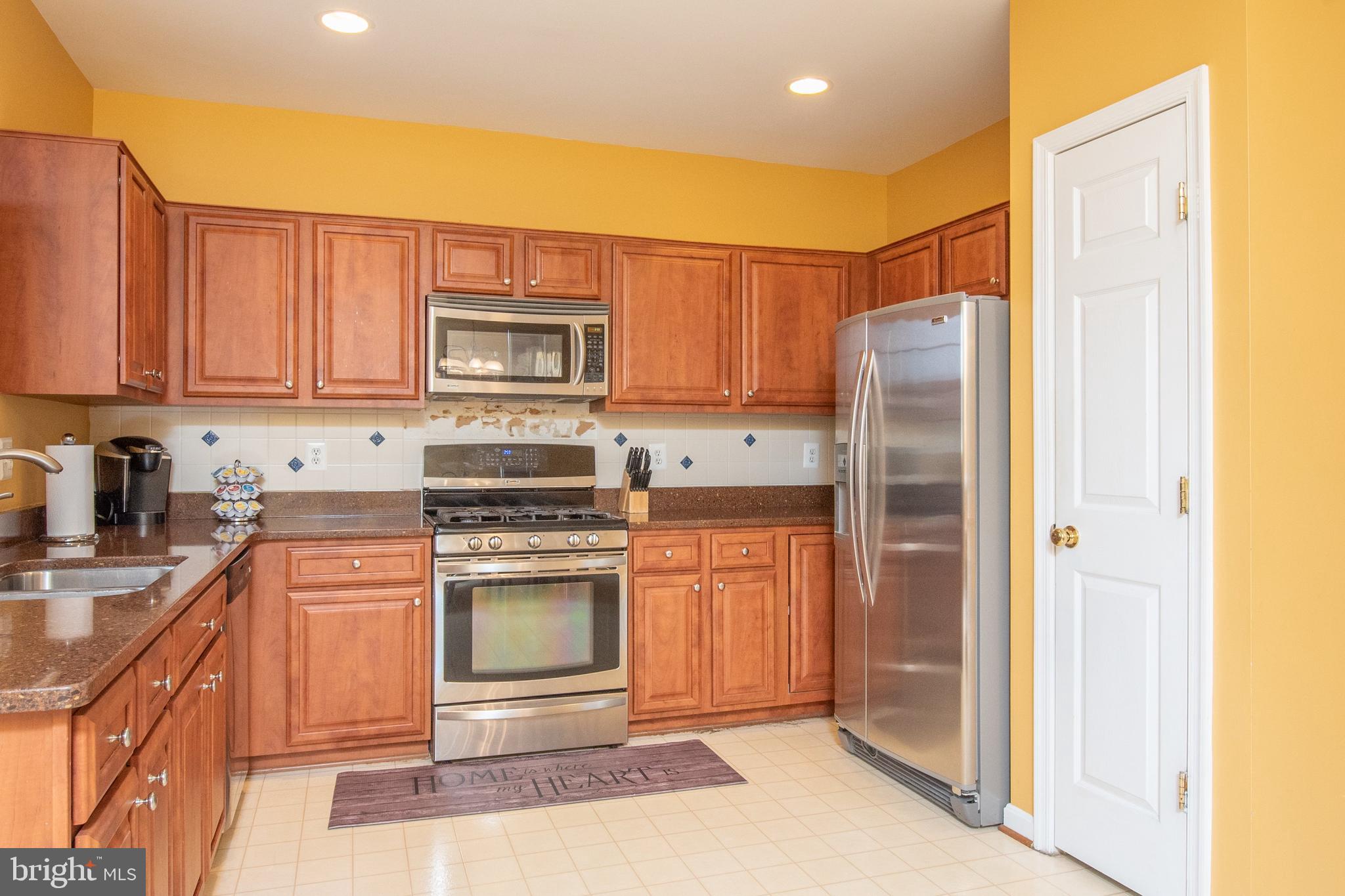 BLOOMS CROSSING - Residential