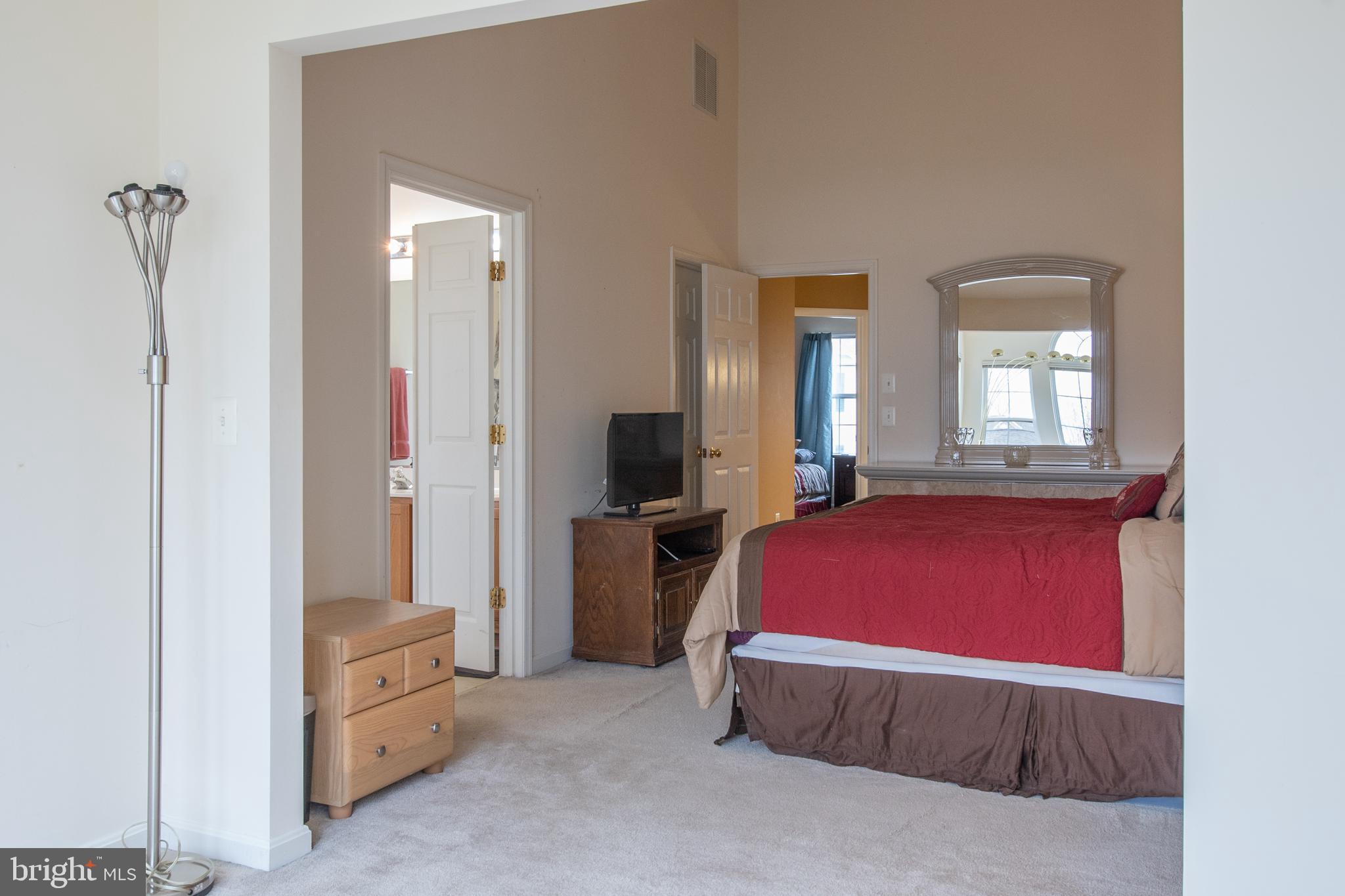 BLOOMS CROSSING - Residential