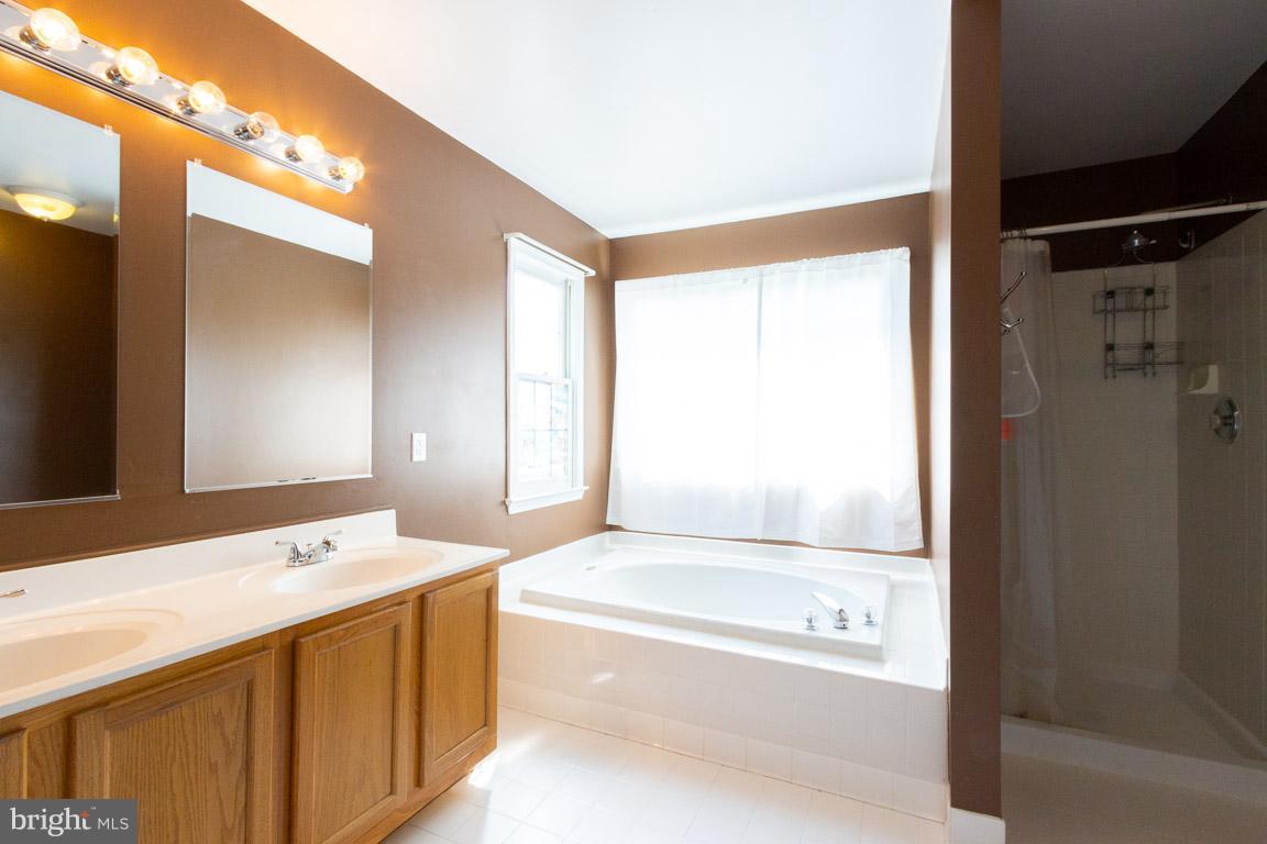 WELLINGTON/CLOVERHILL - Residential Lease