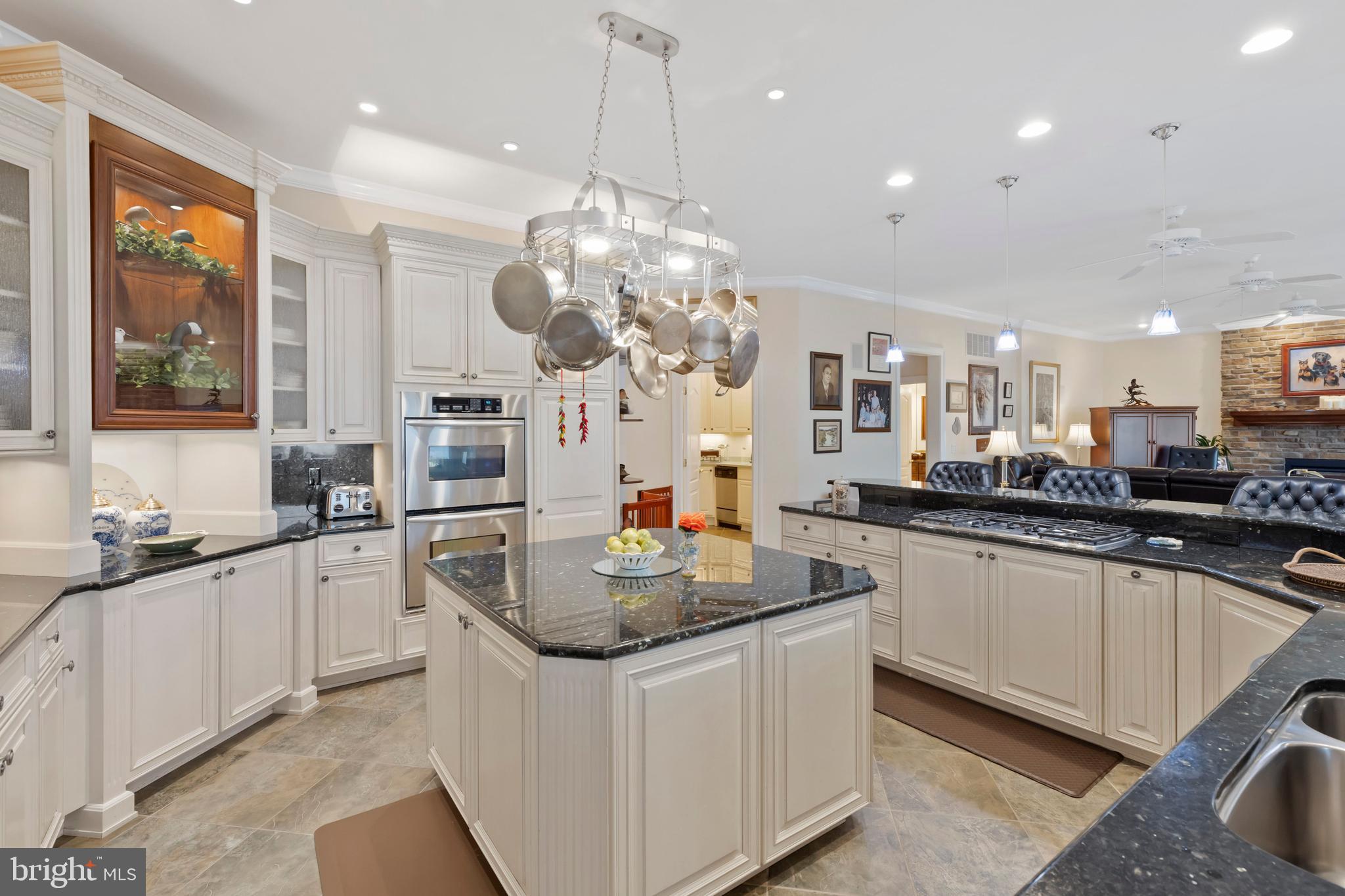 WOLF FARM - Residential