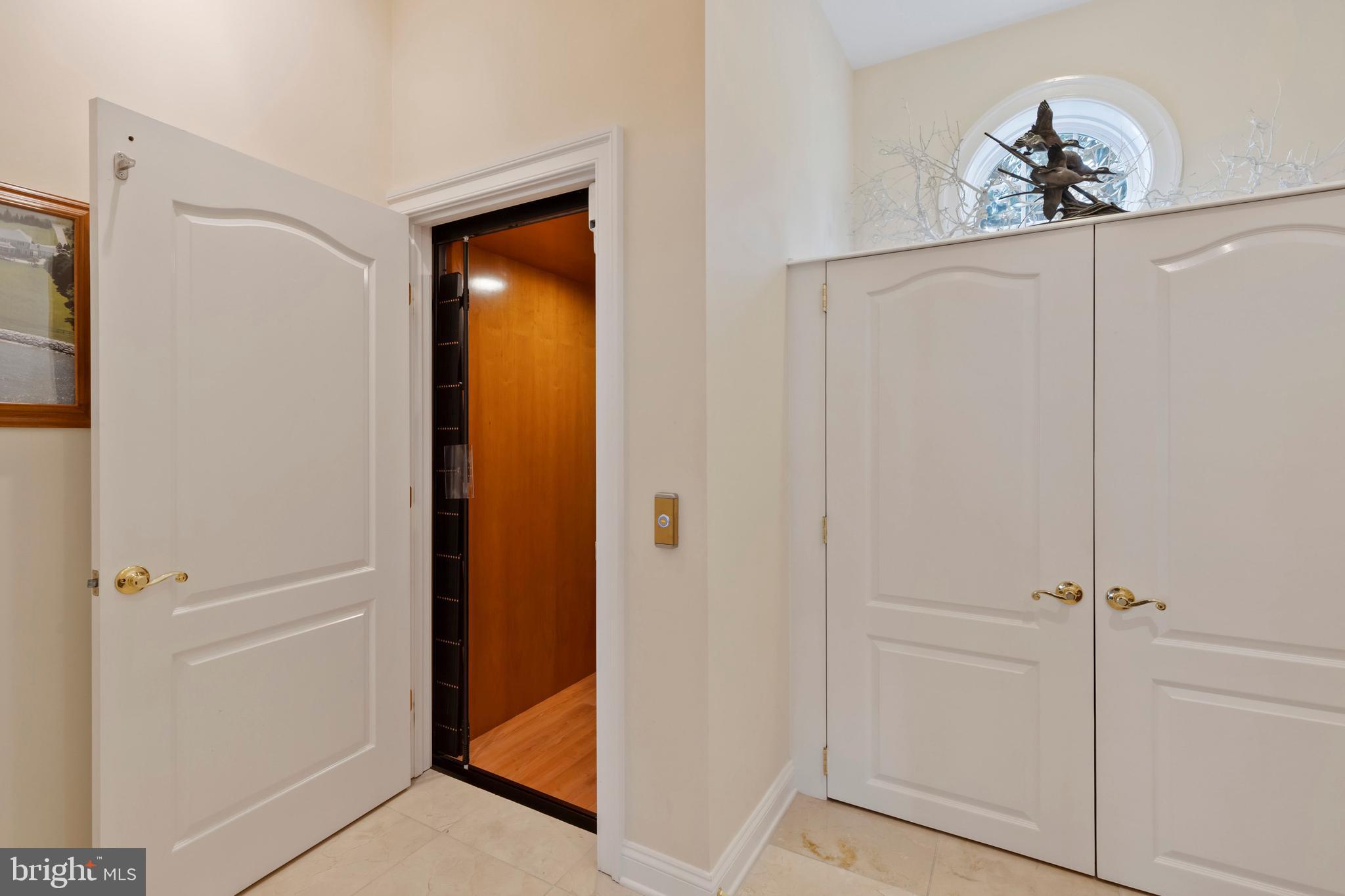 WOLF FARM - Residential