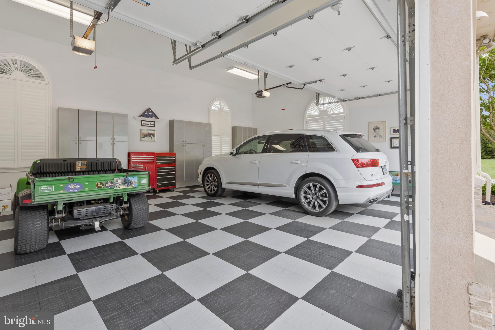 WOLF FARM - Residential