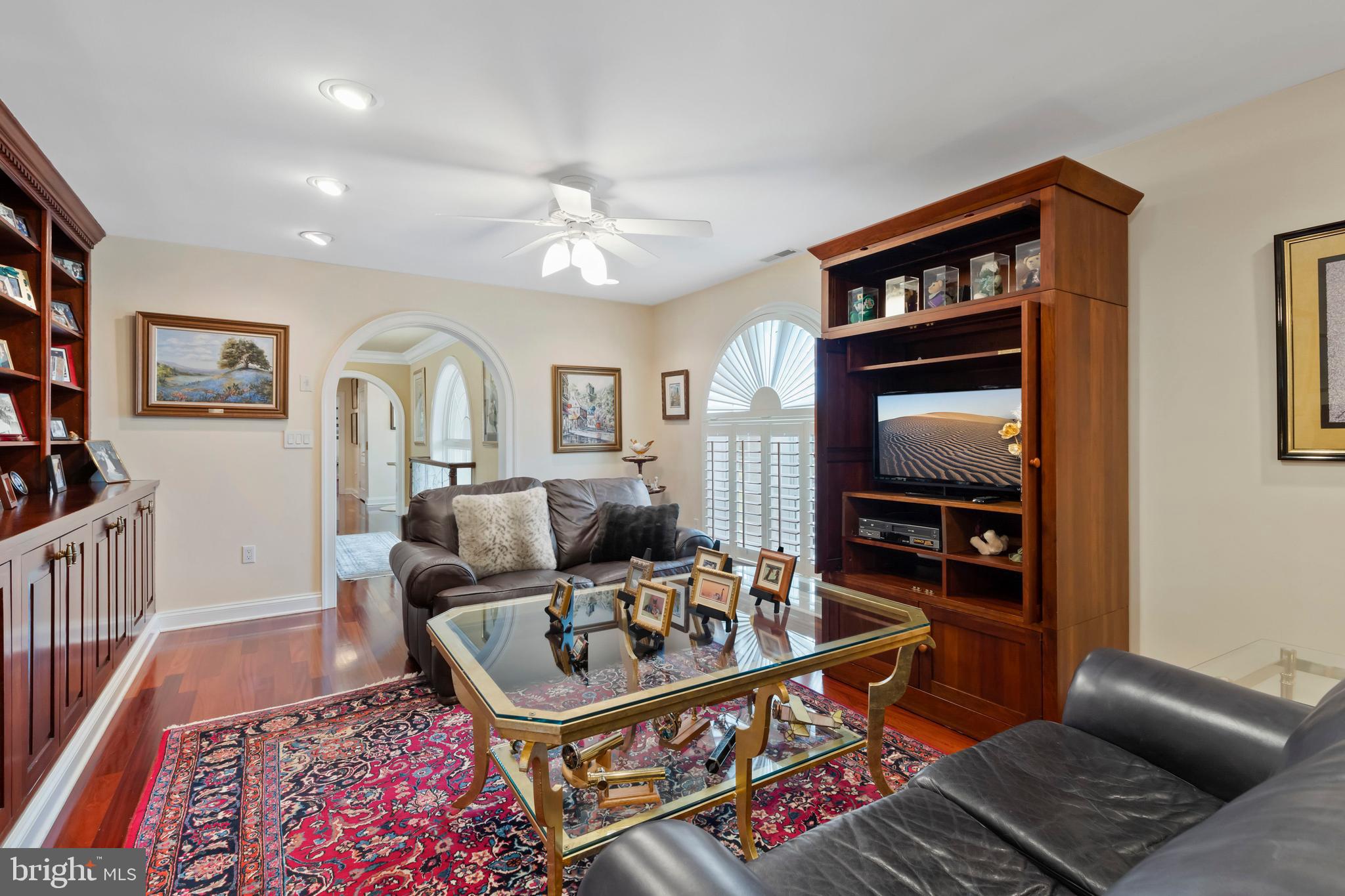 WOLF FARM - Residential