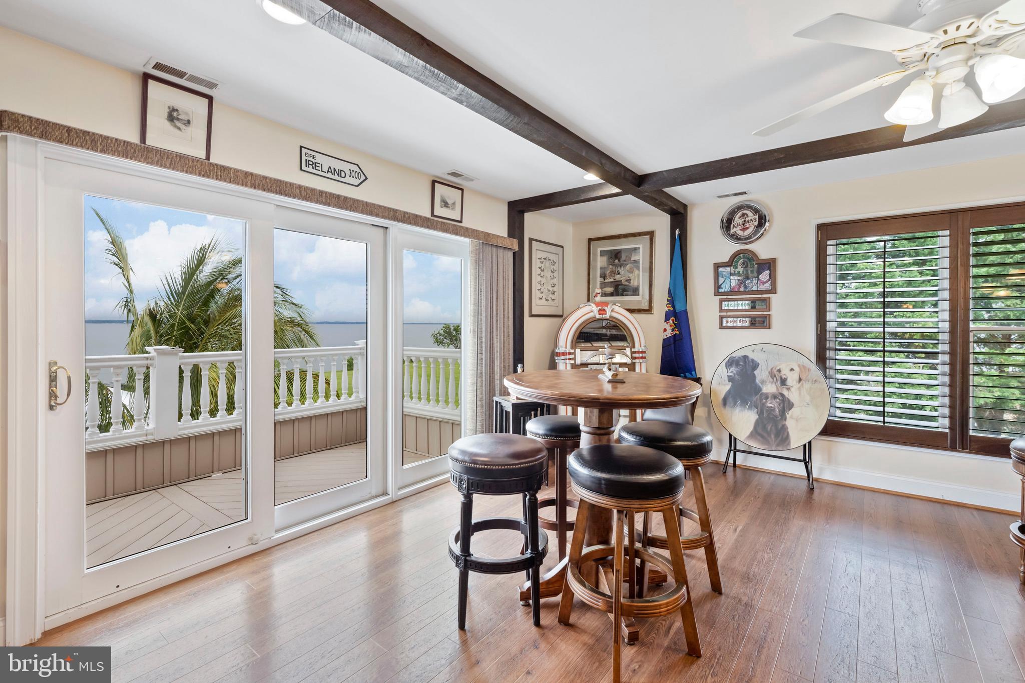 WOLF FARM - Residential