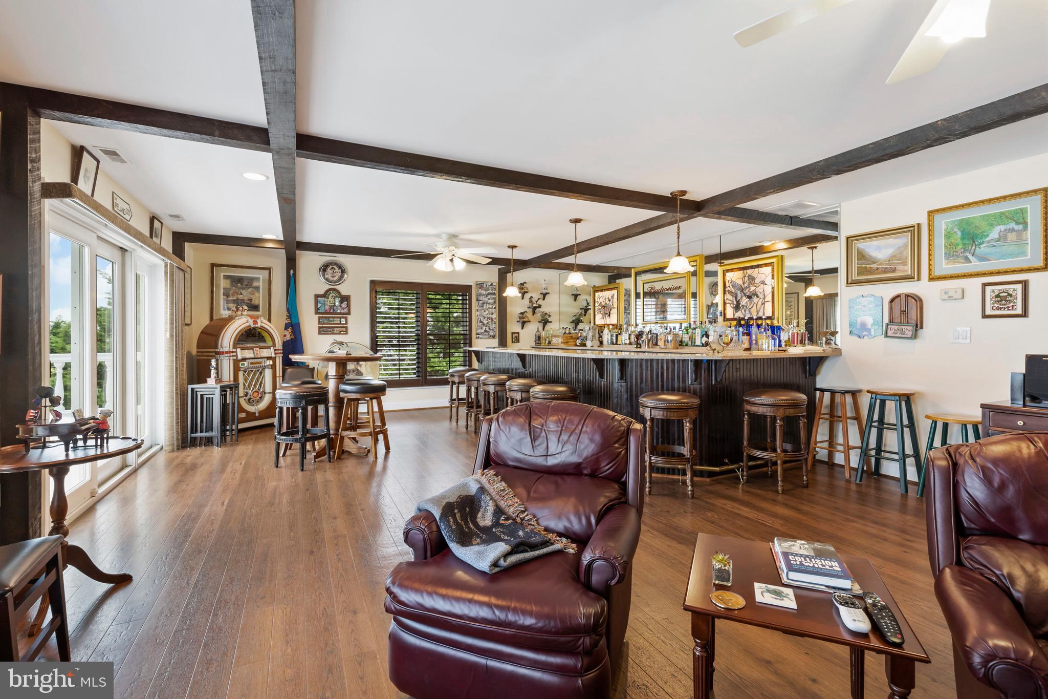 WOLF FARM - Residential