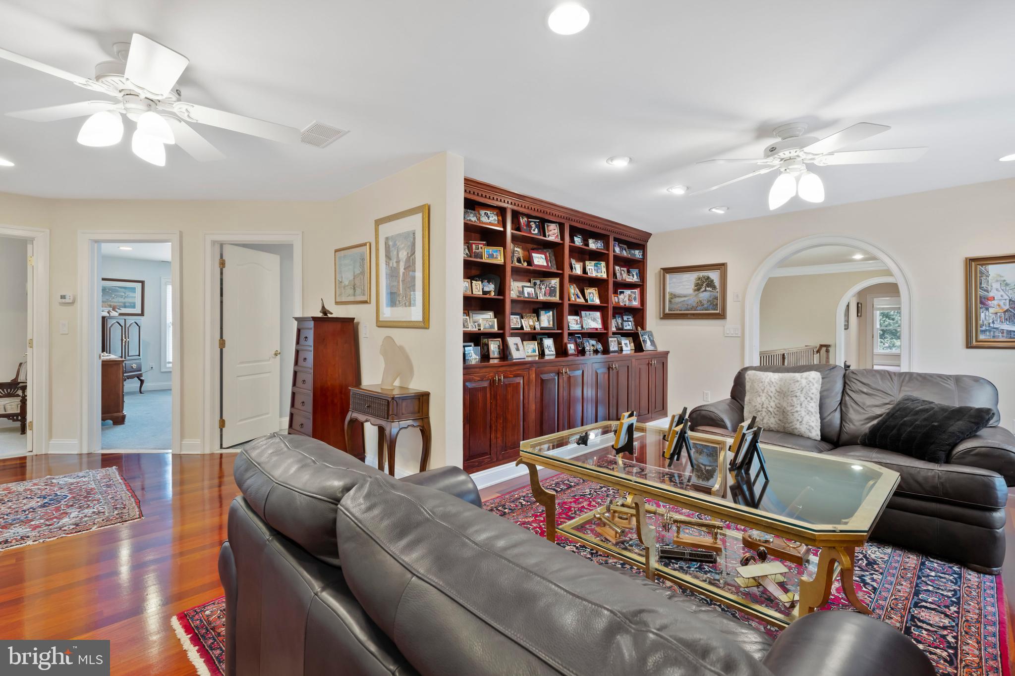 WOLF FARM - Residential