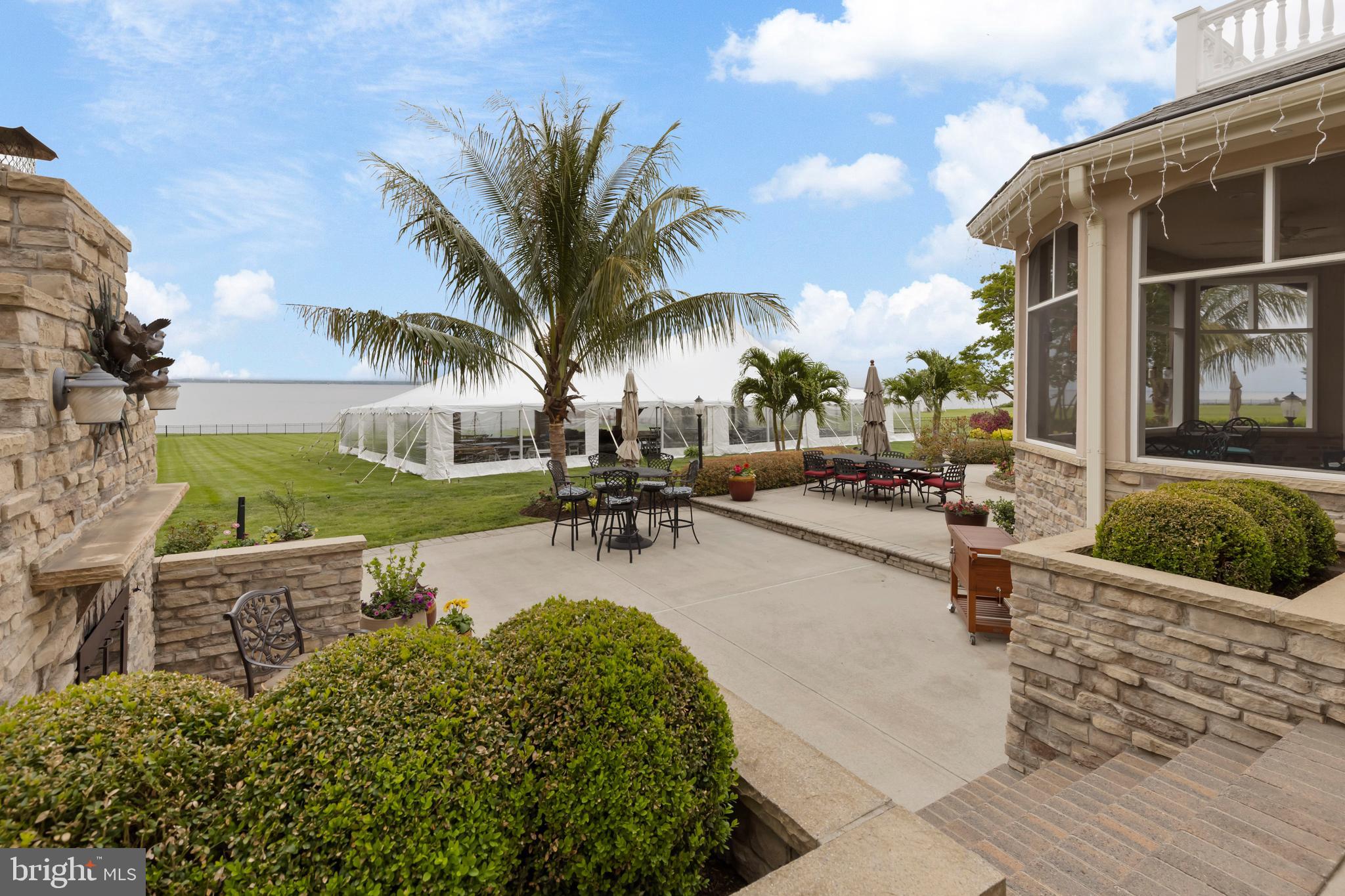 WOLF FARM - Residential