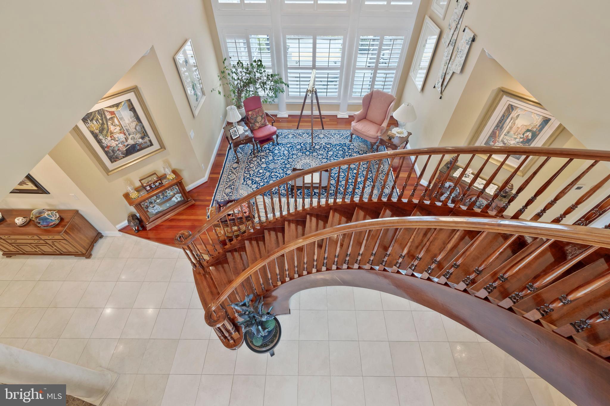 WOLF FARM - Residential