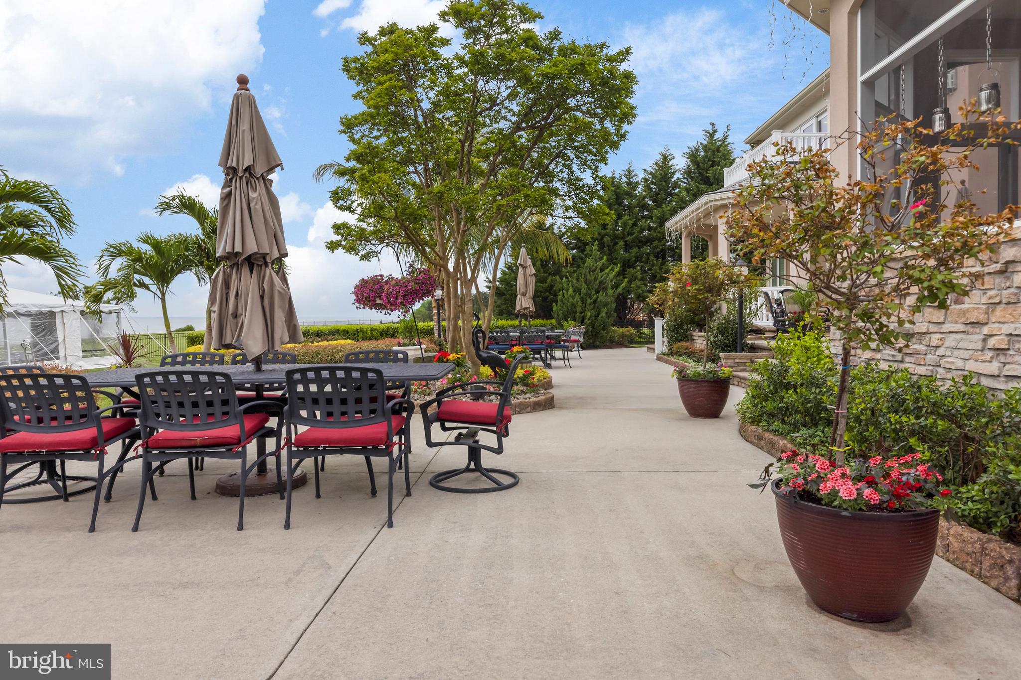 WOLF FARM - Residential