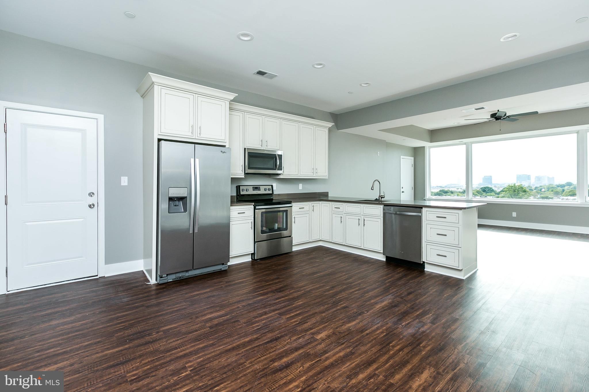 HIGHLANDTOWN - Residential Lease