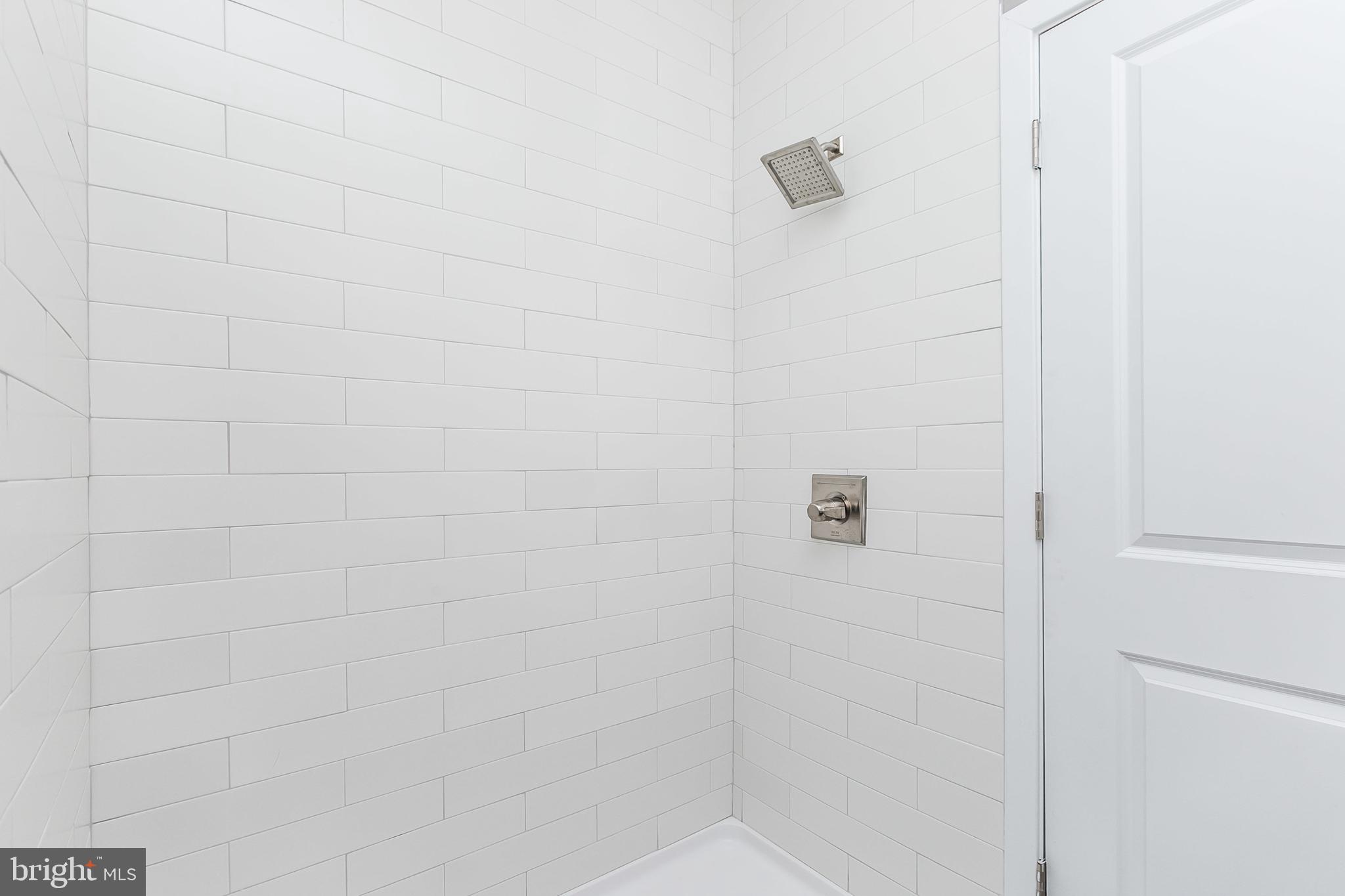 HIGHLANDTOWN - Residential Lease