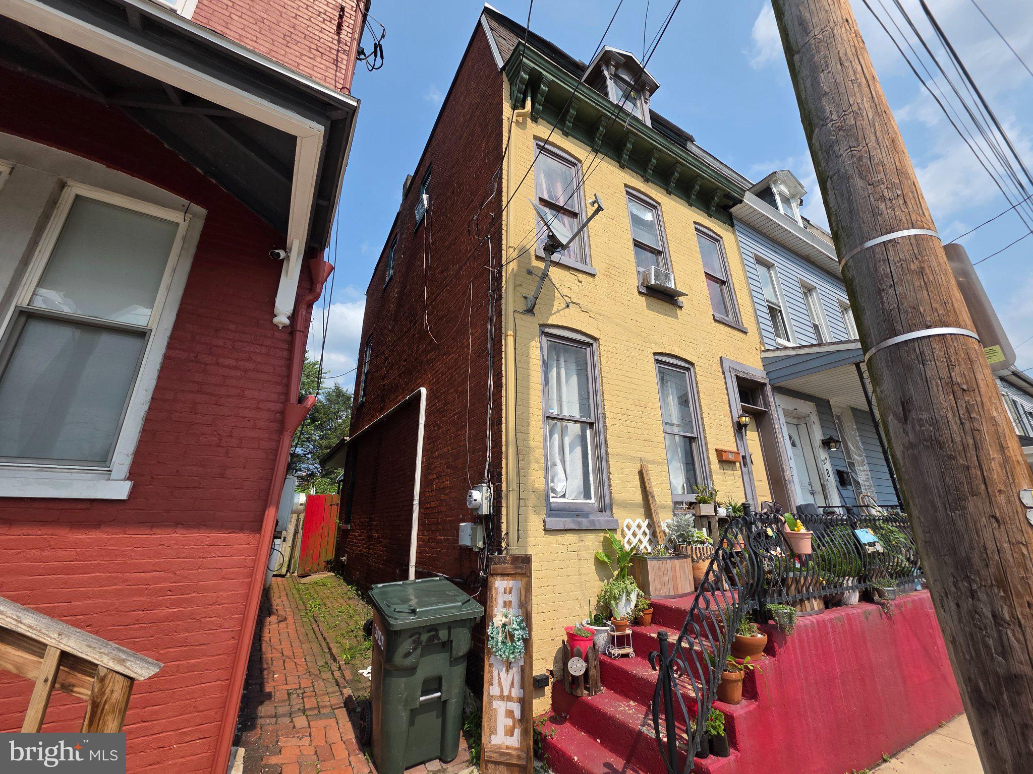 321 N 2ND STREET