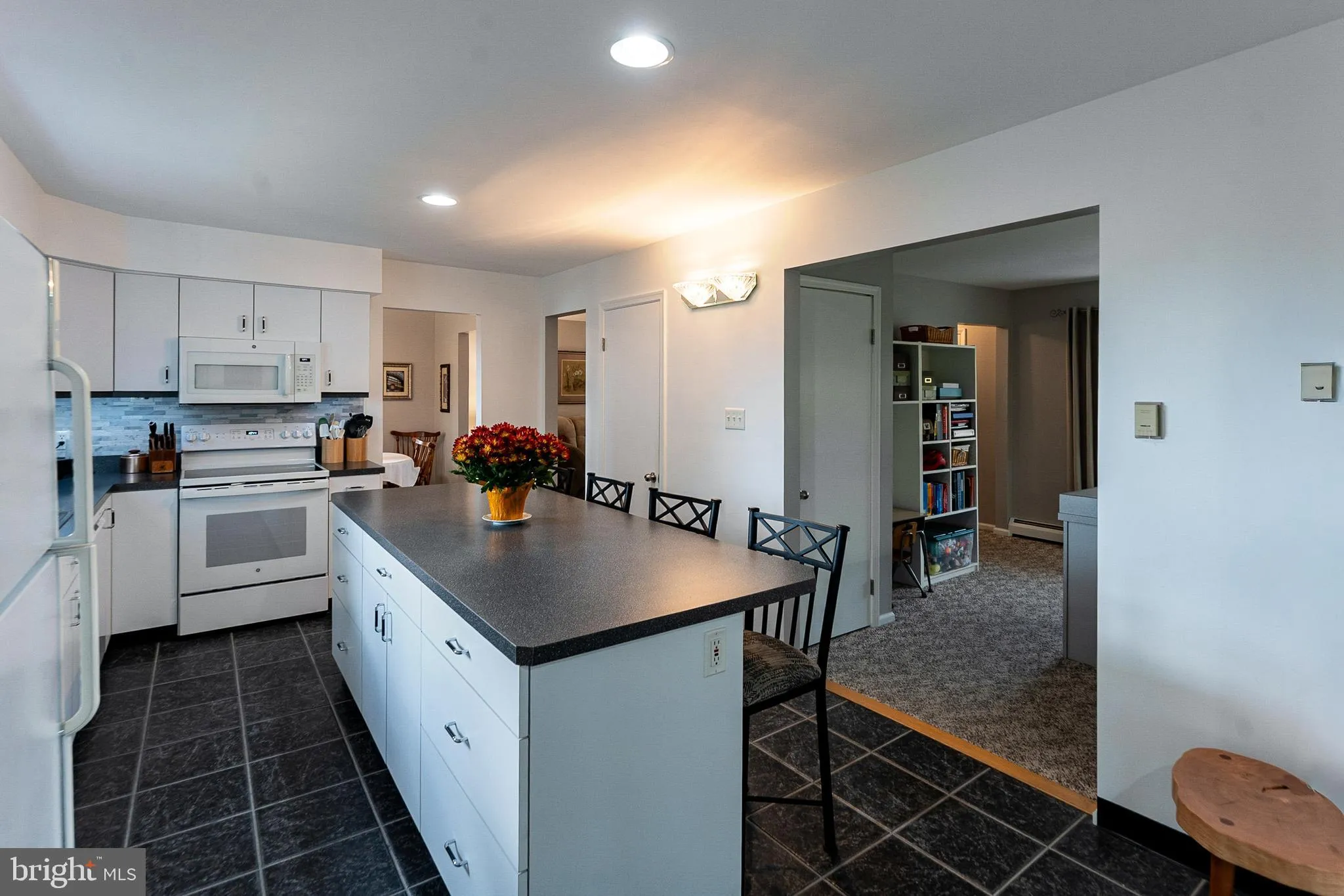 Stowe, Pennsylvania 19464, United States, 3 Bedrooms Bedrooms, ,2 BathroomsBathrooms,Residential,Coming Soon,227202