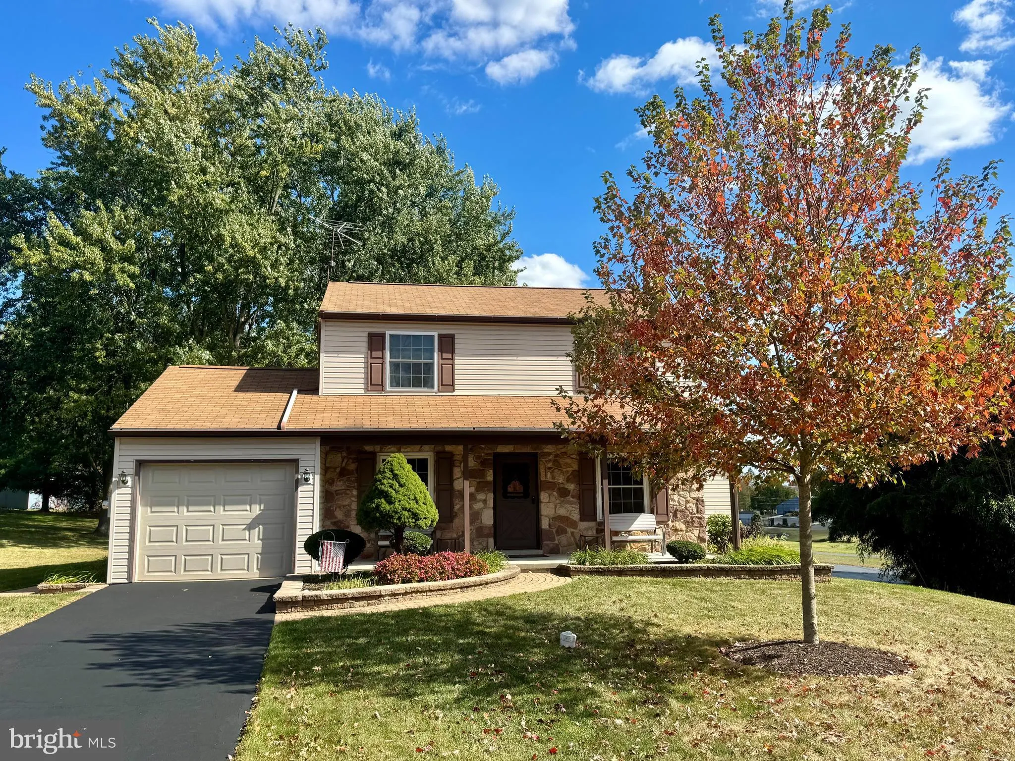 Stowe, Pennsylvania 19464, United States, 3 Bedrooms Bedrooms, ,2 BathroomsBathrooms,Residential,Coming Soon,227202
