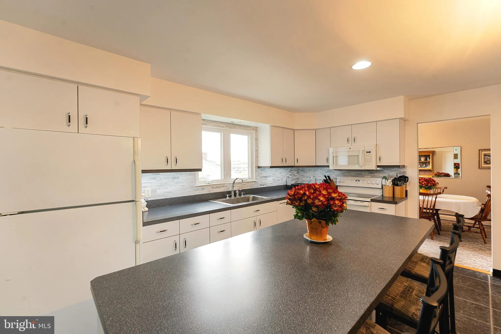 Stowe, Pennsylvania 19464, United States, 3 Bedrooms Bedrooms, ,2 BathroomsBathrooms,Residential,Coming Soon,227202