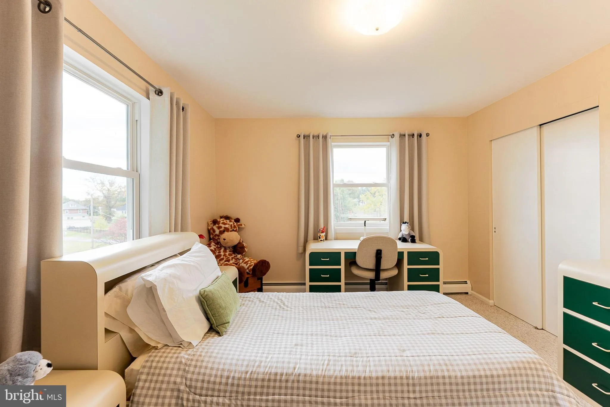 Stowe, Pennsylvania 19464, United States, 3 Bedrooms Bedrooms, ,2 BathroomsBathrooms,Residential,Coming Soon,227202