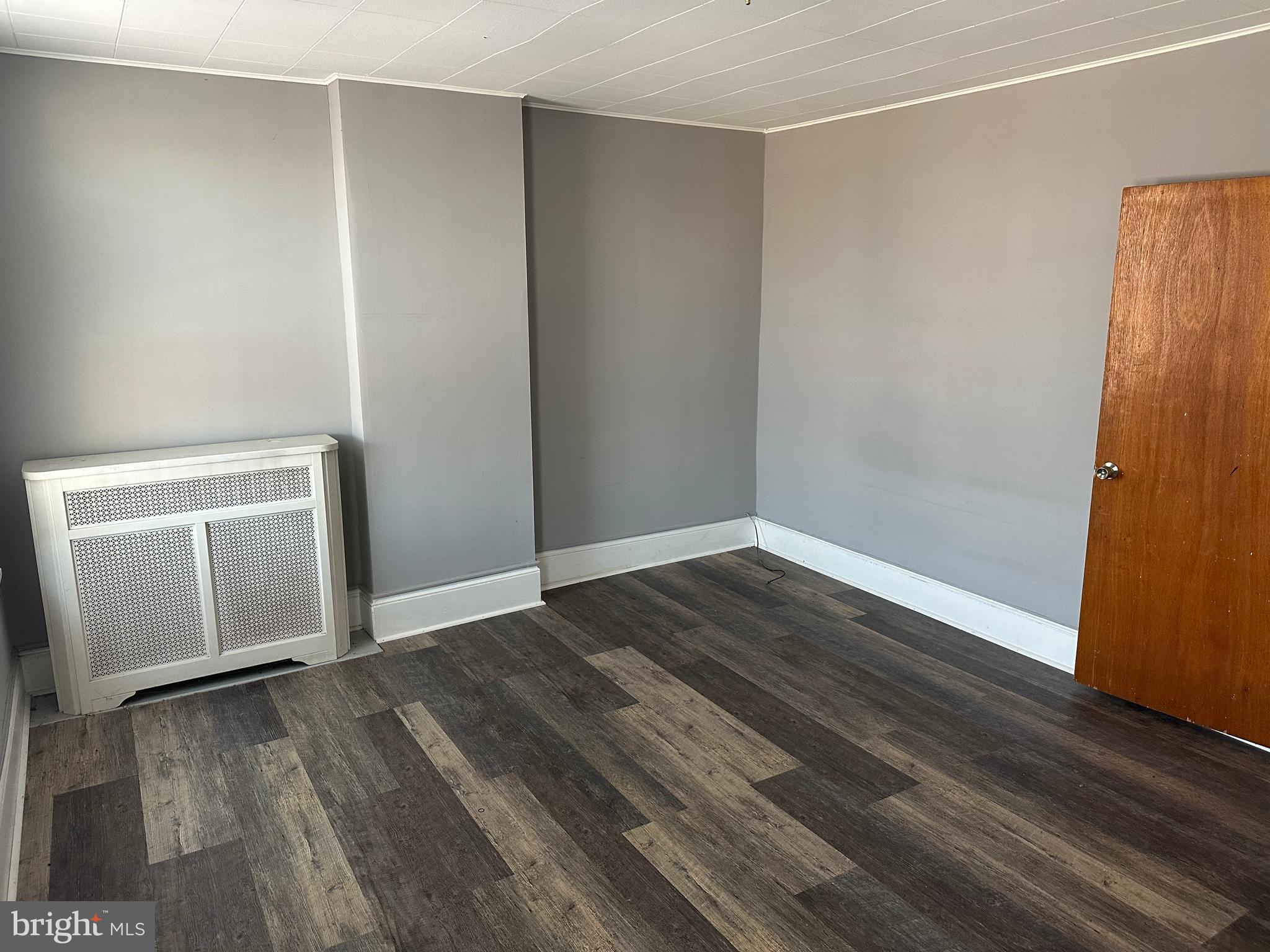 FRANKFORD - Residential Income