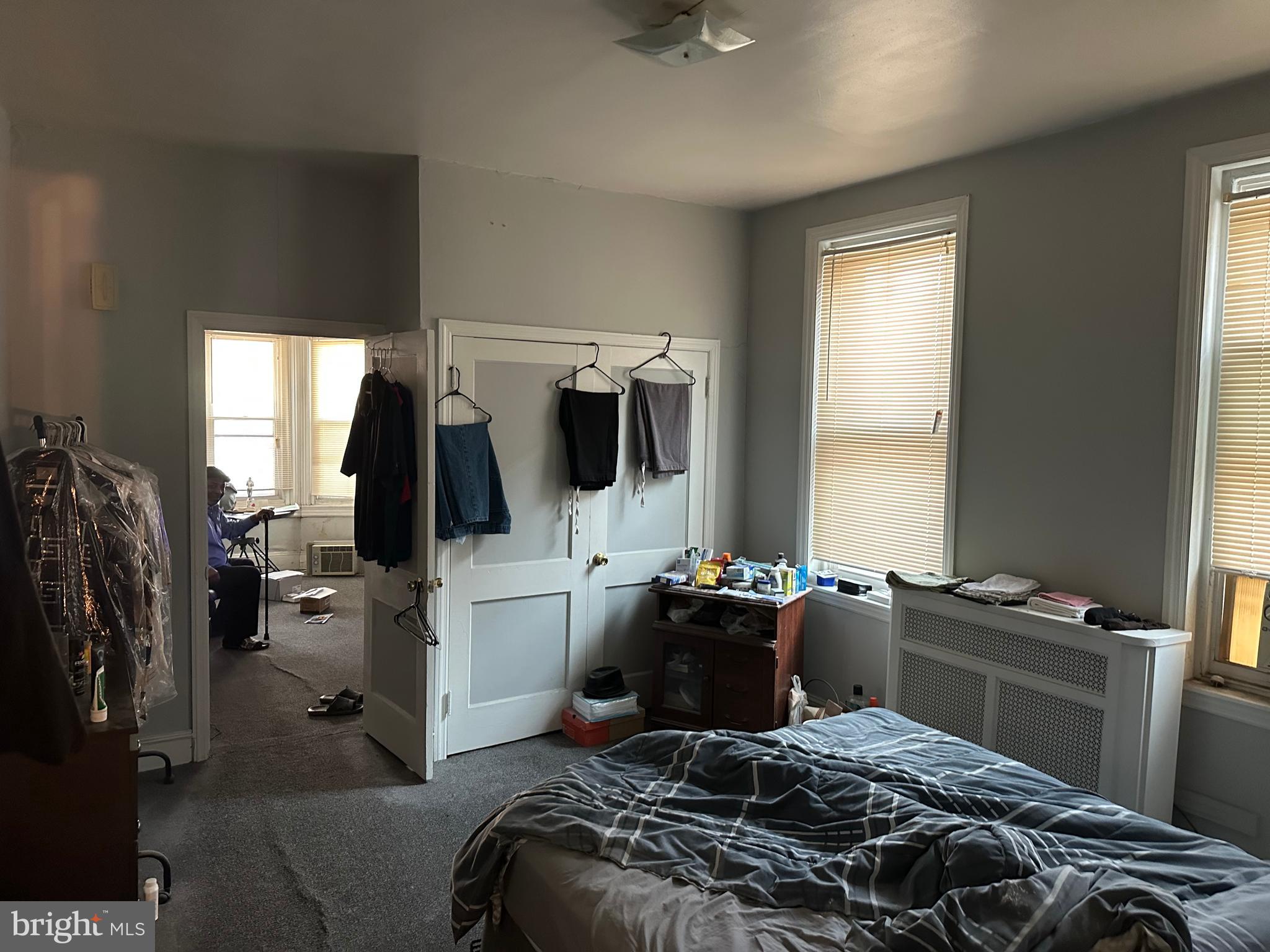 FRANKFORD - Residential Income