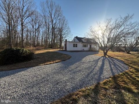 Homes For Sale - 10619 Catharpin Road<br/> Spotsylvania County, SPOTSYLVANIA, VA 22551
