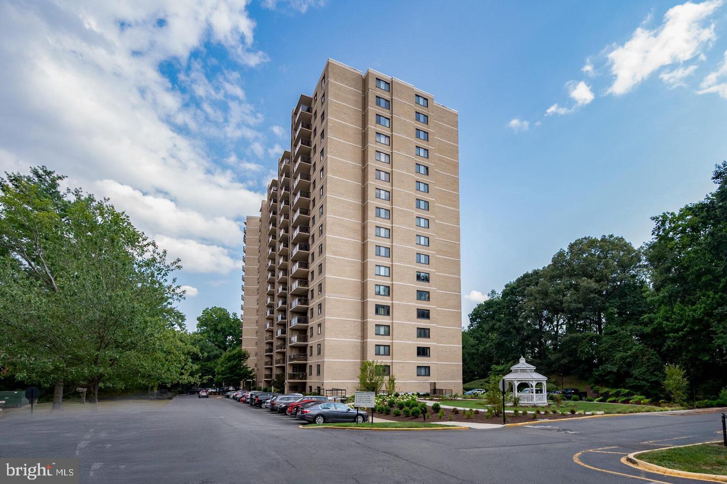 309 YOAKUM PARKWAY 1416