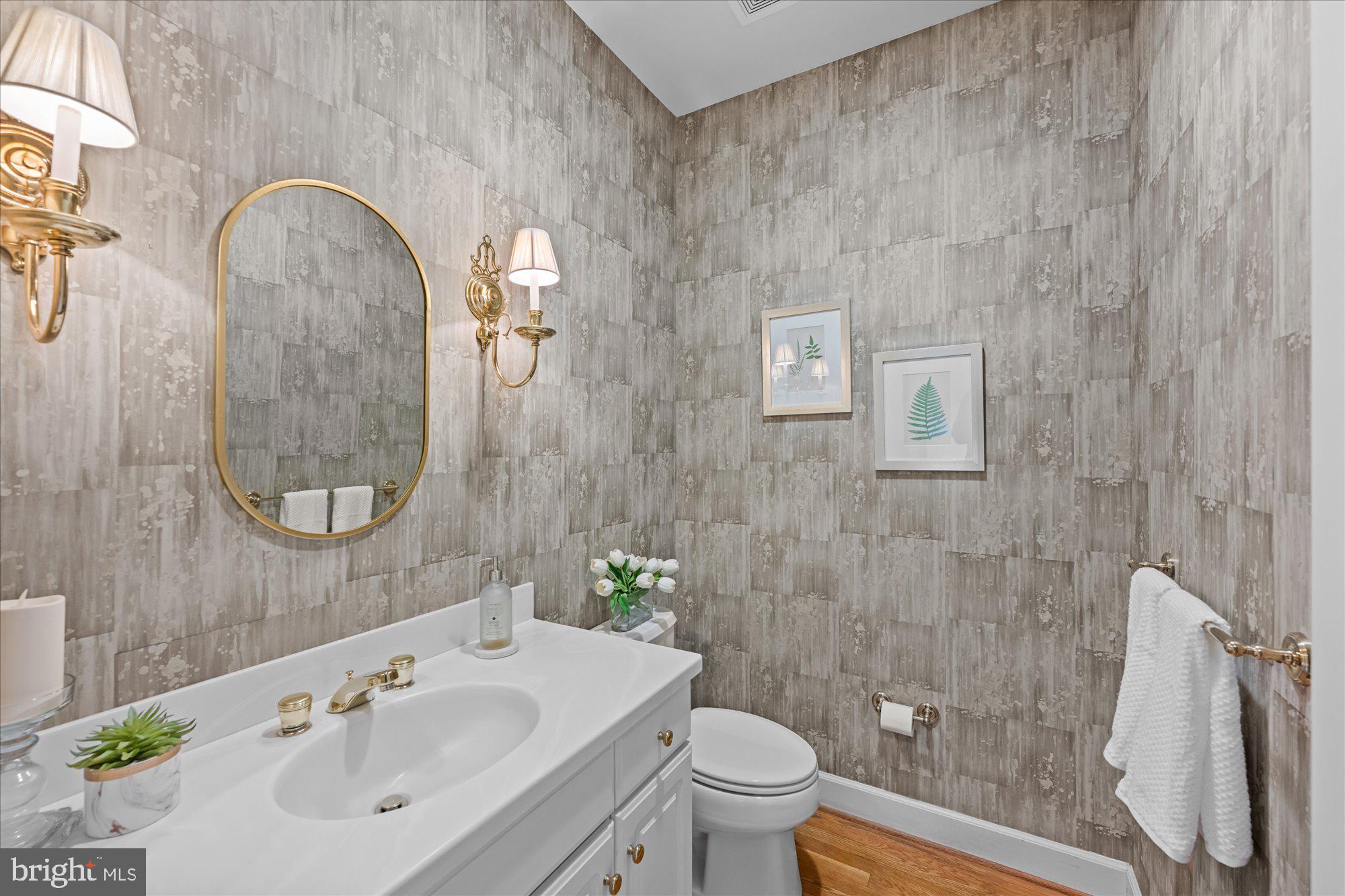 RIVER FALLS - Residential