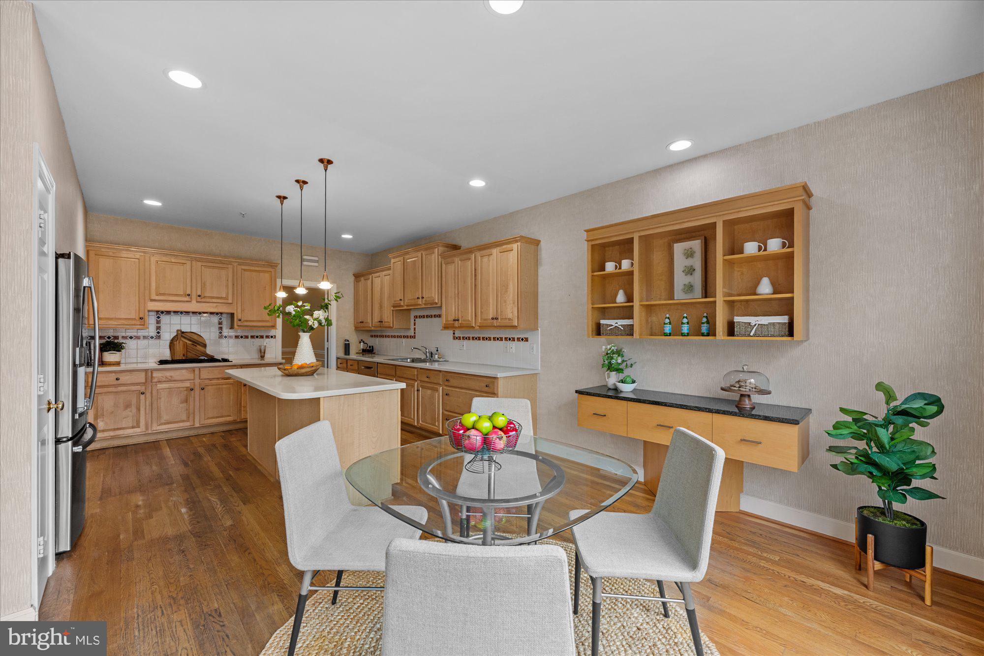 RIVER FALLS - Residential