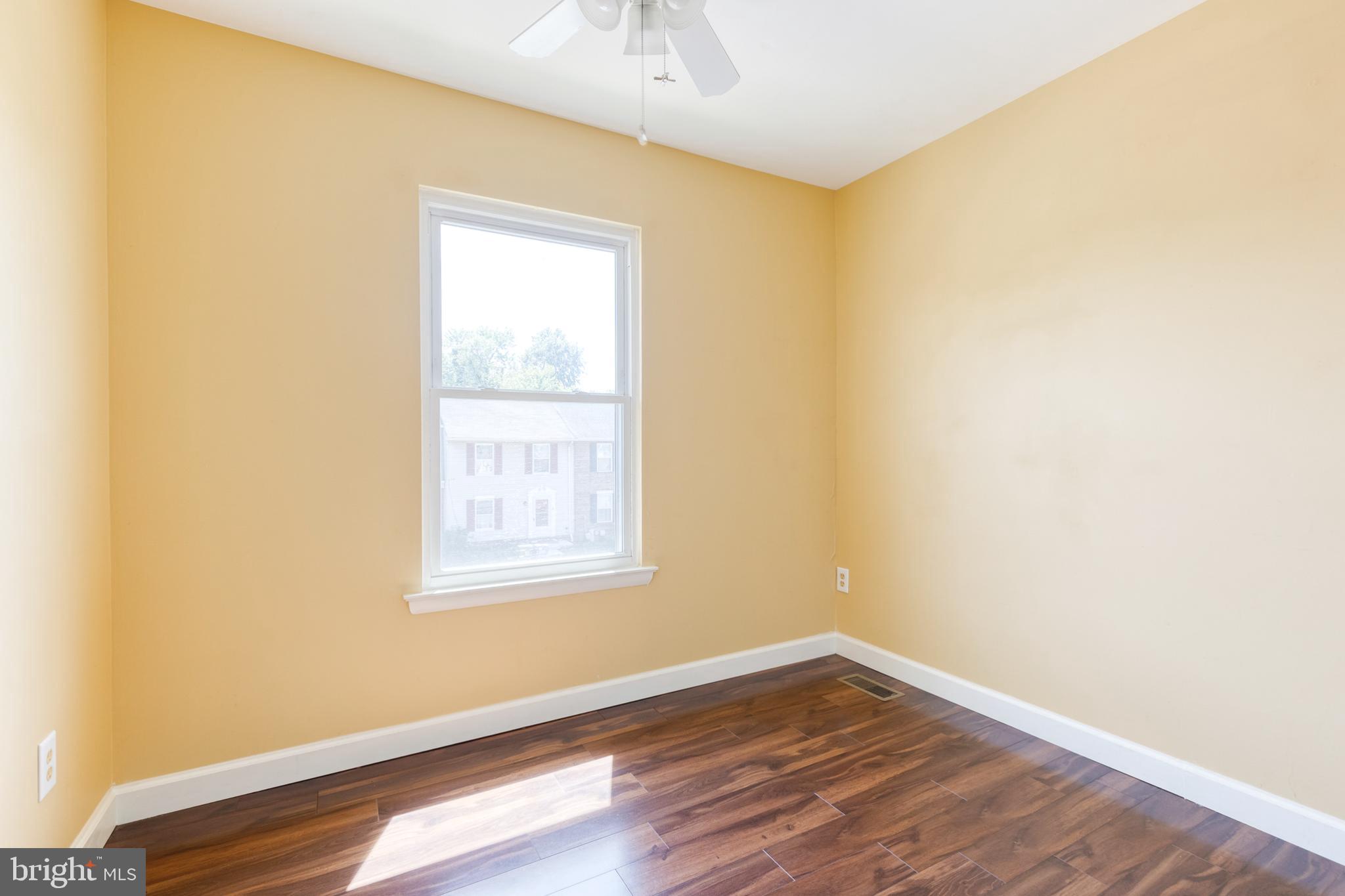 WOODSDALE MEADOW - Residential