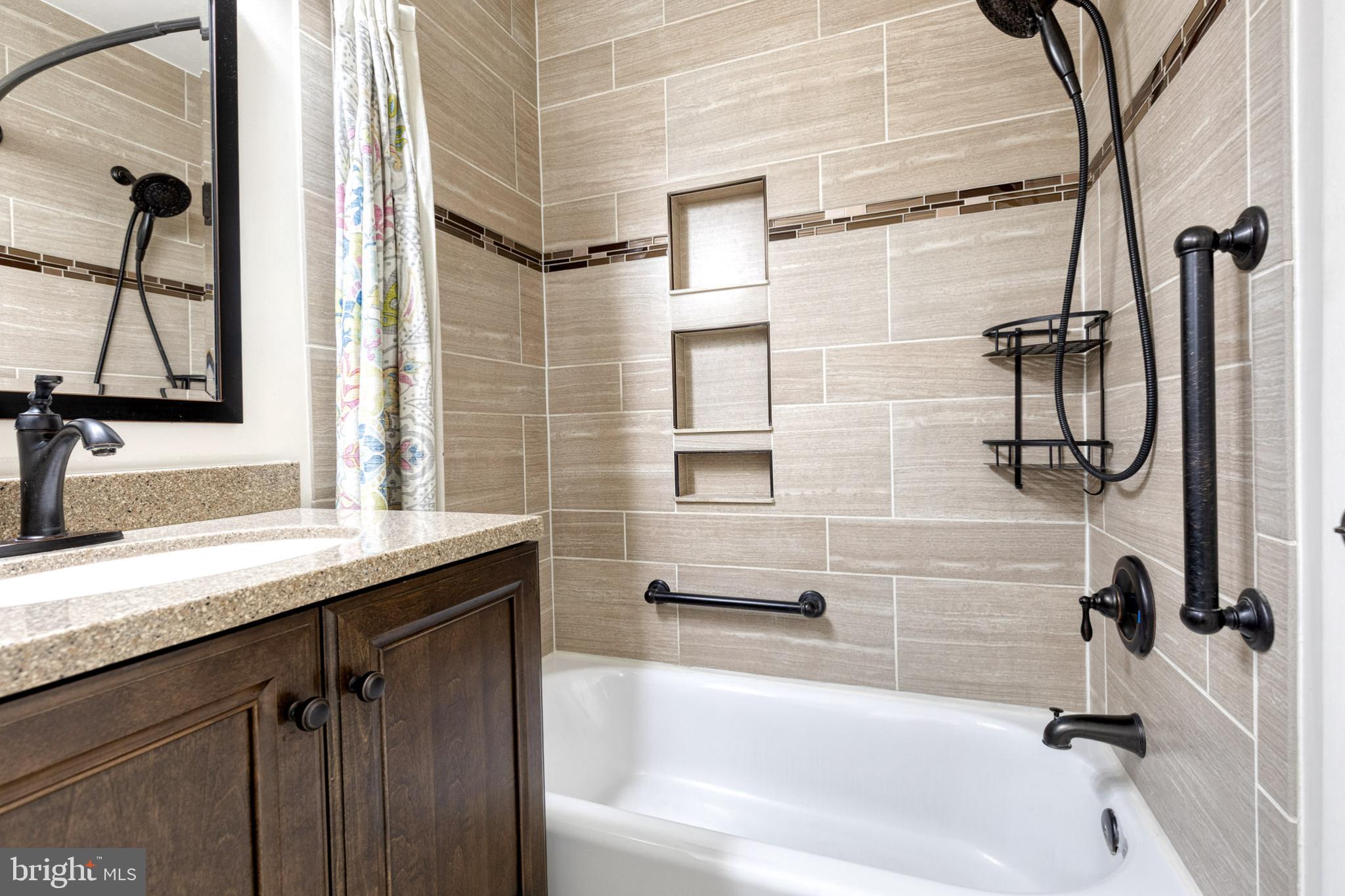 WOODSDALE MEADOW - Residential