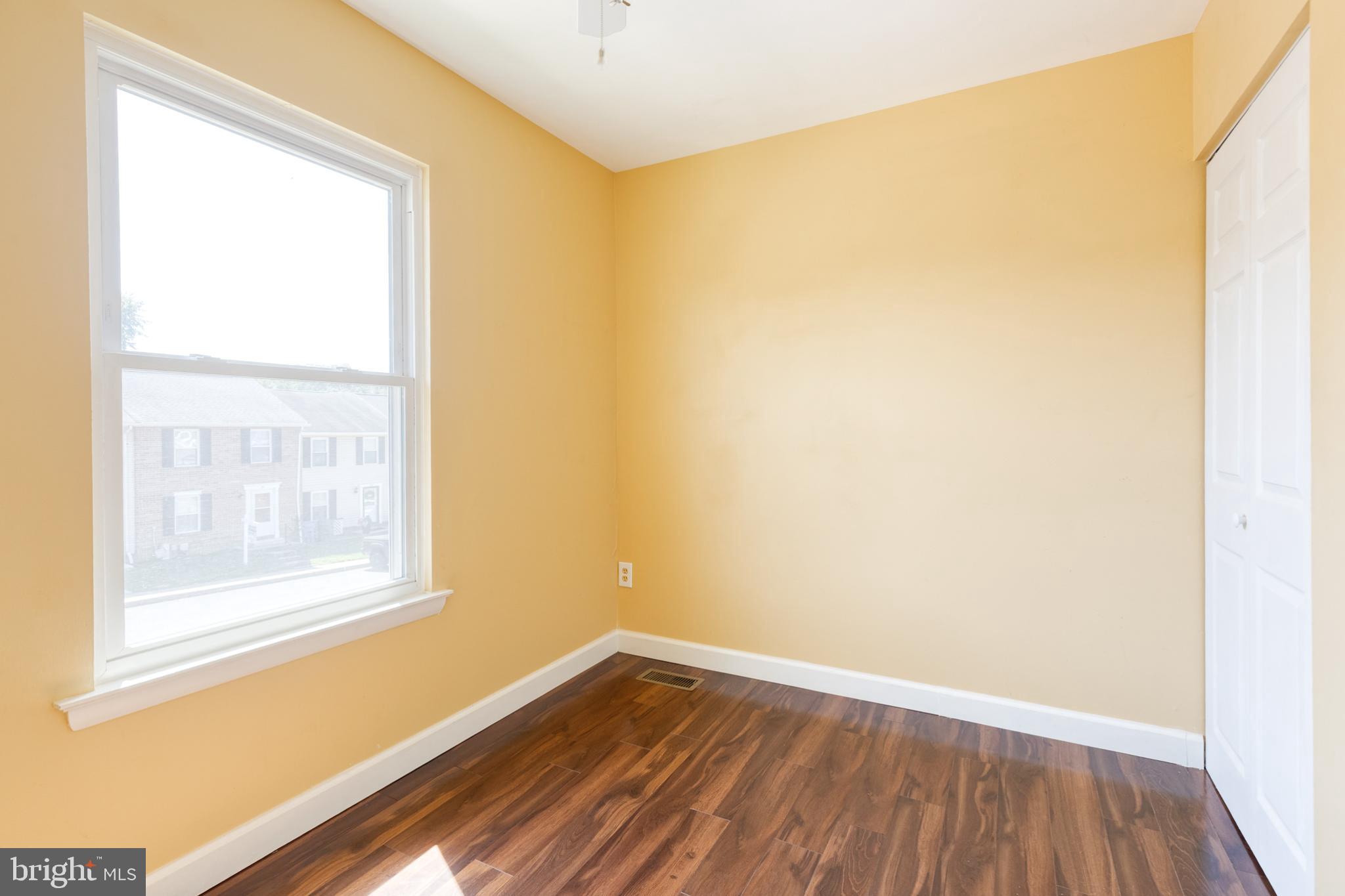 WOODSDALE MEADOW - Residential